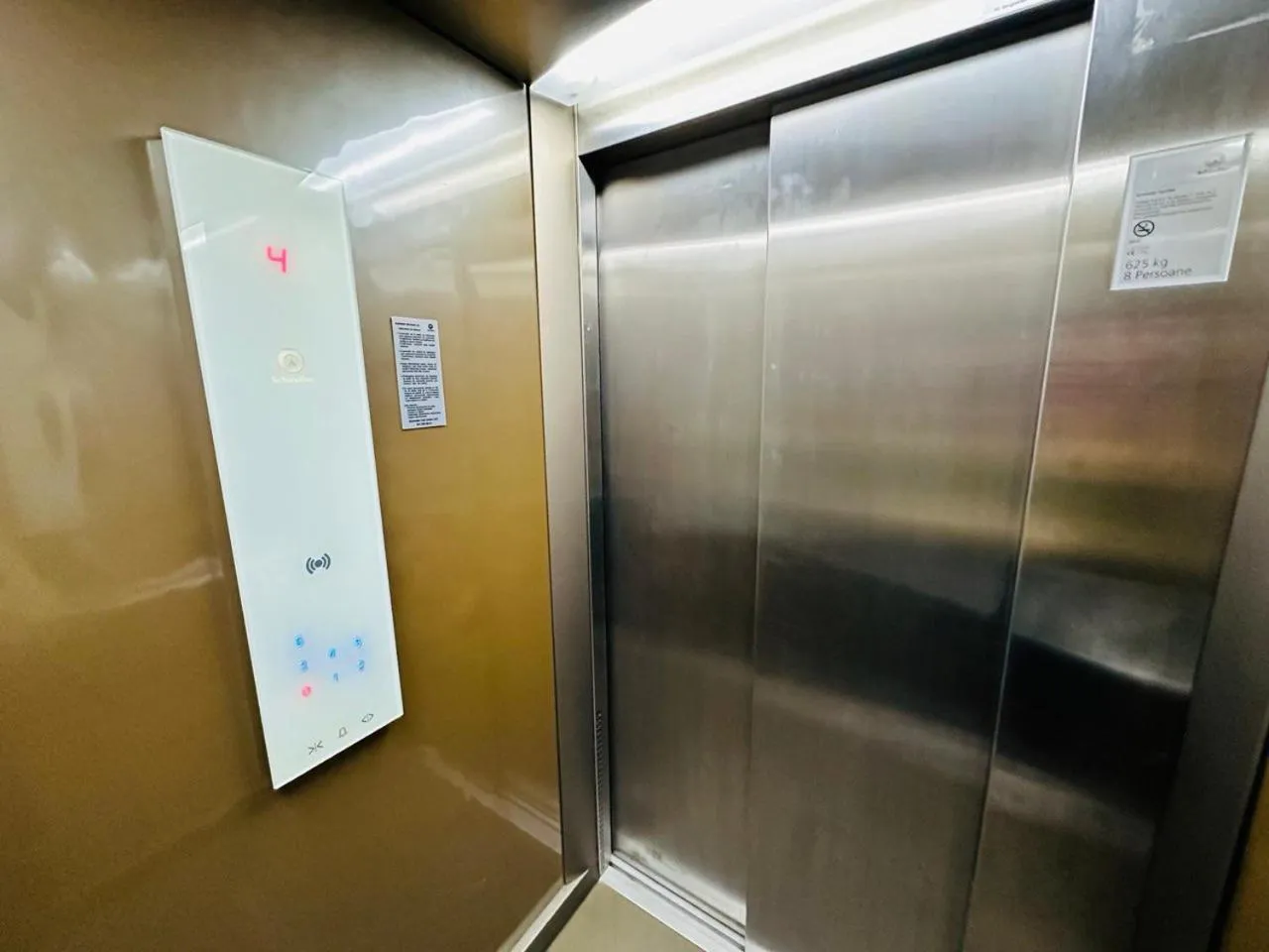 elevator in Riviera Studios