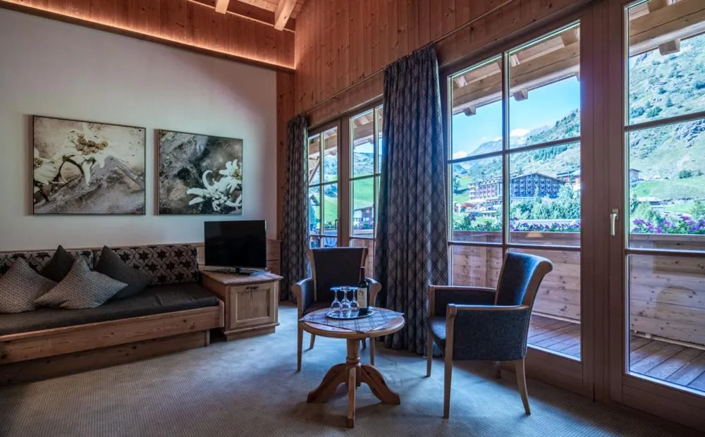 Living room in Alpenromantik-Hotel Wirlerhof