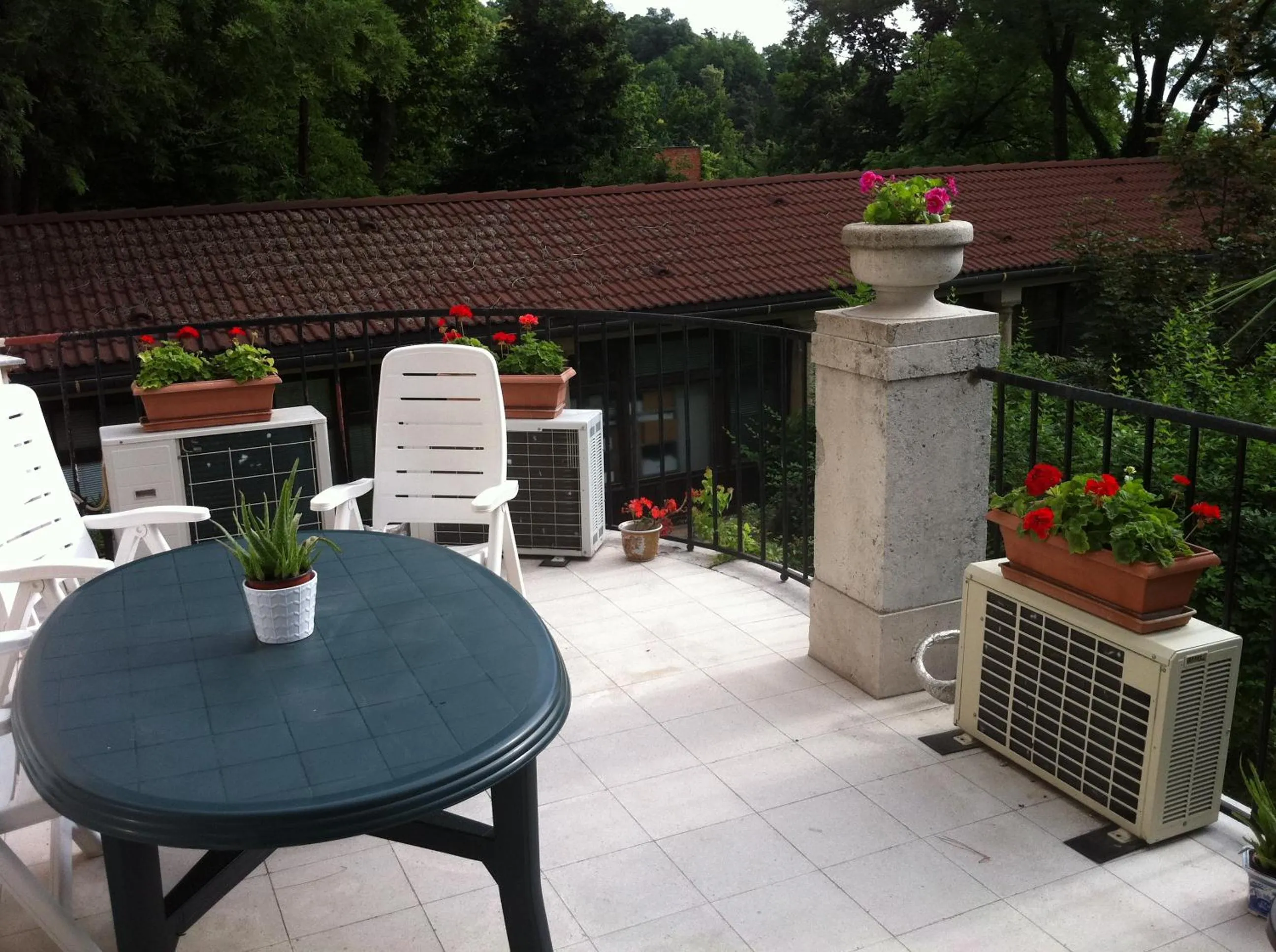 Balcony/Terrace in Kalmár Panzió