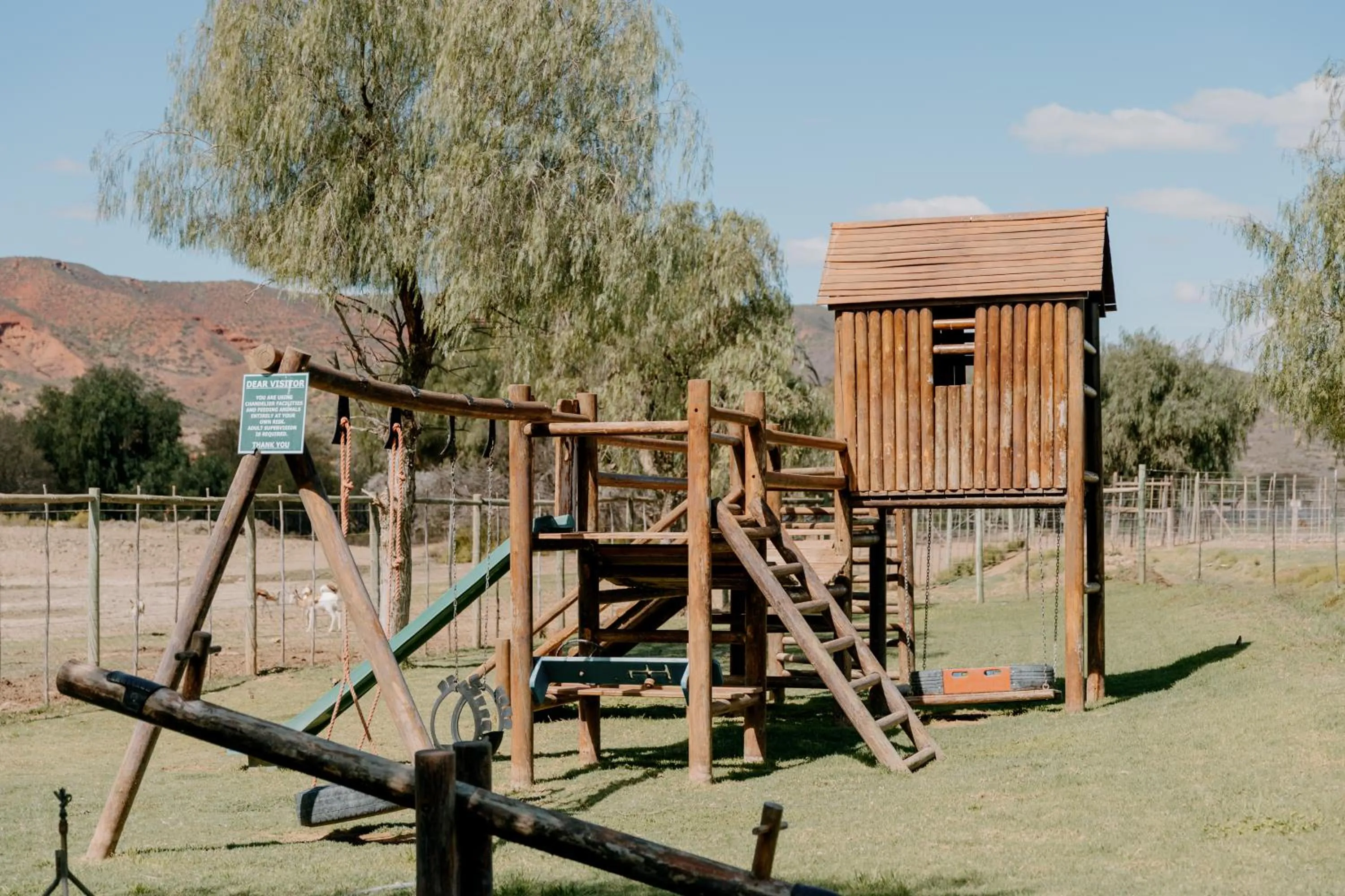 Restaurant/places to eat in Chandelier Game Lodge
