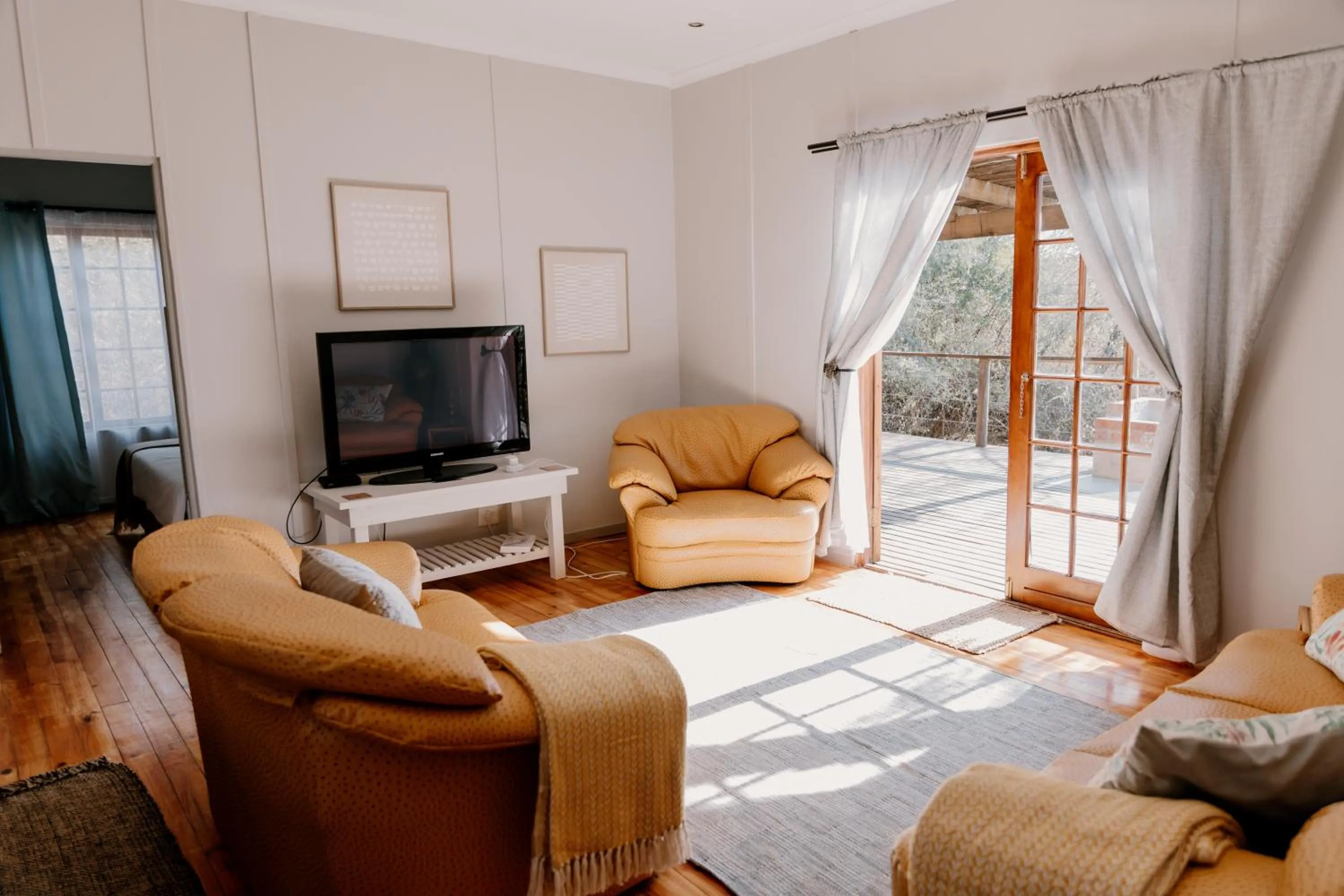 Chandelier Game Lodge