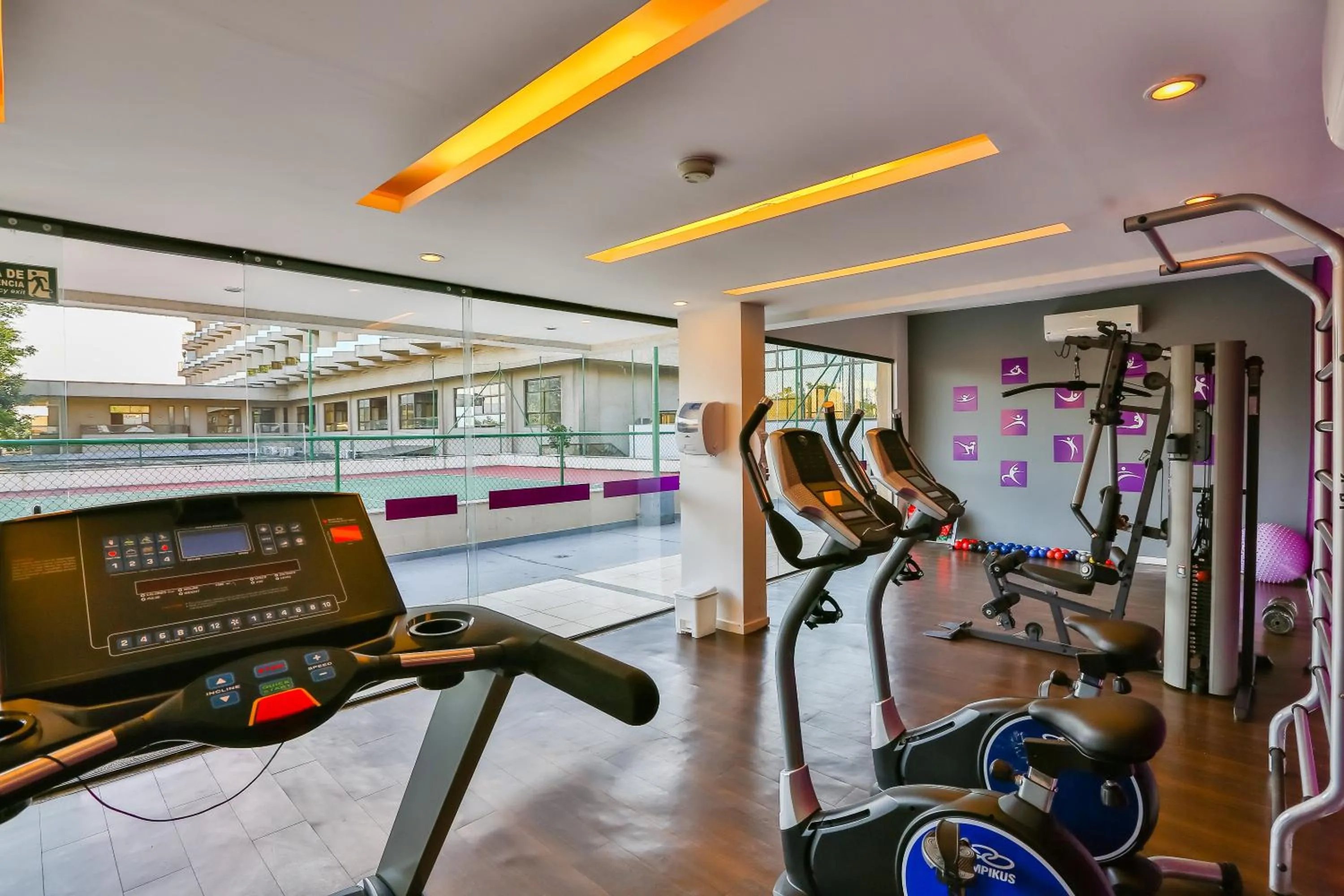 Fitness centre/facilities in Hotel Orizzonte Niteroi by Atlantica