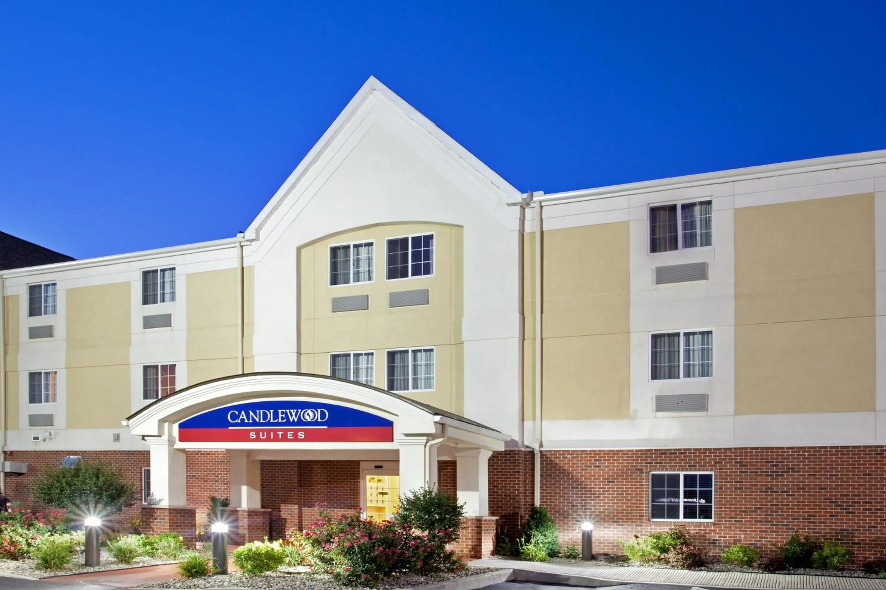 Property building in Candlewood Suites Merrillville by IHG