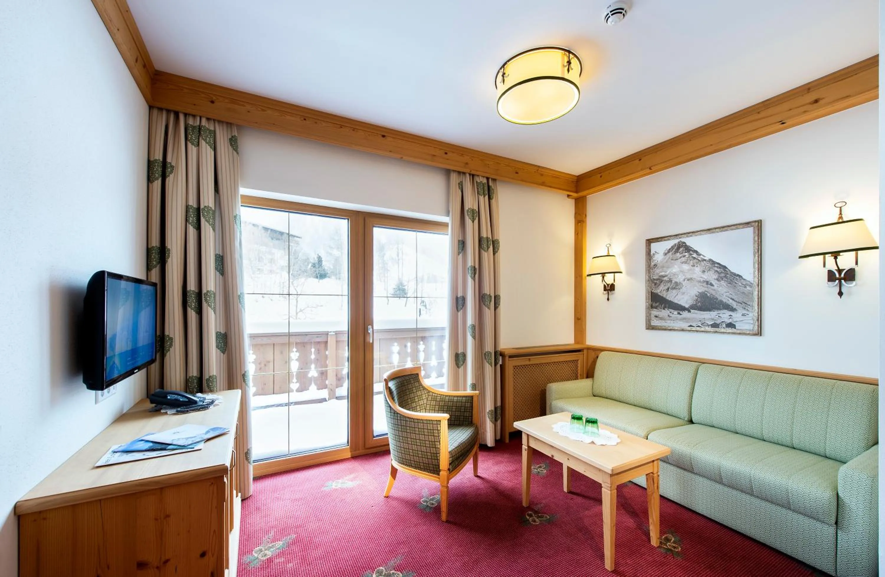 Photo of the whole room in Alpenresort Fluchthorn