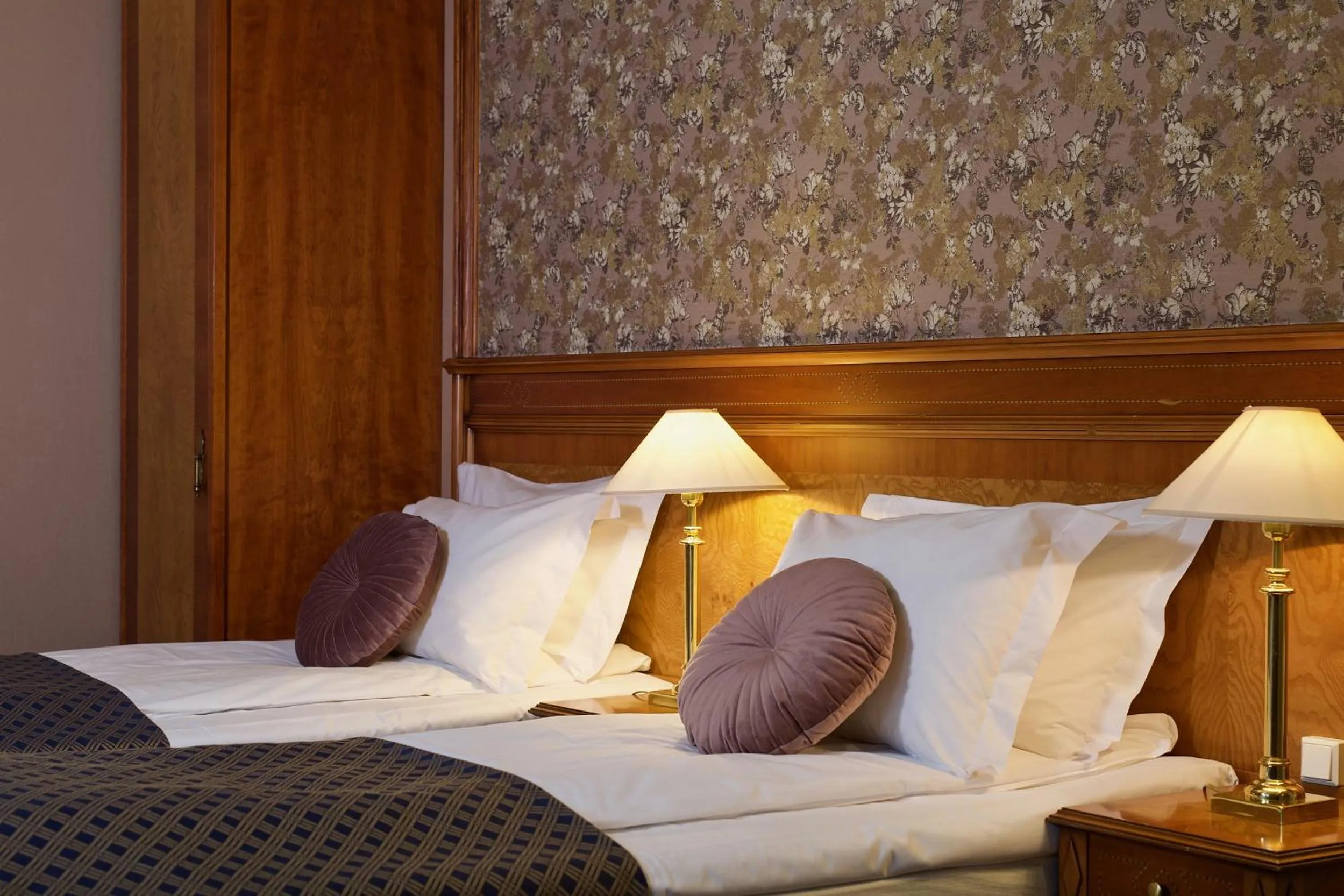 Bed in Losby Gods Manor