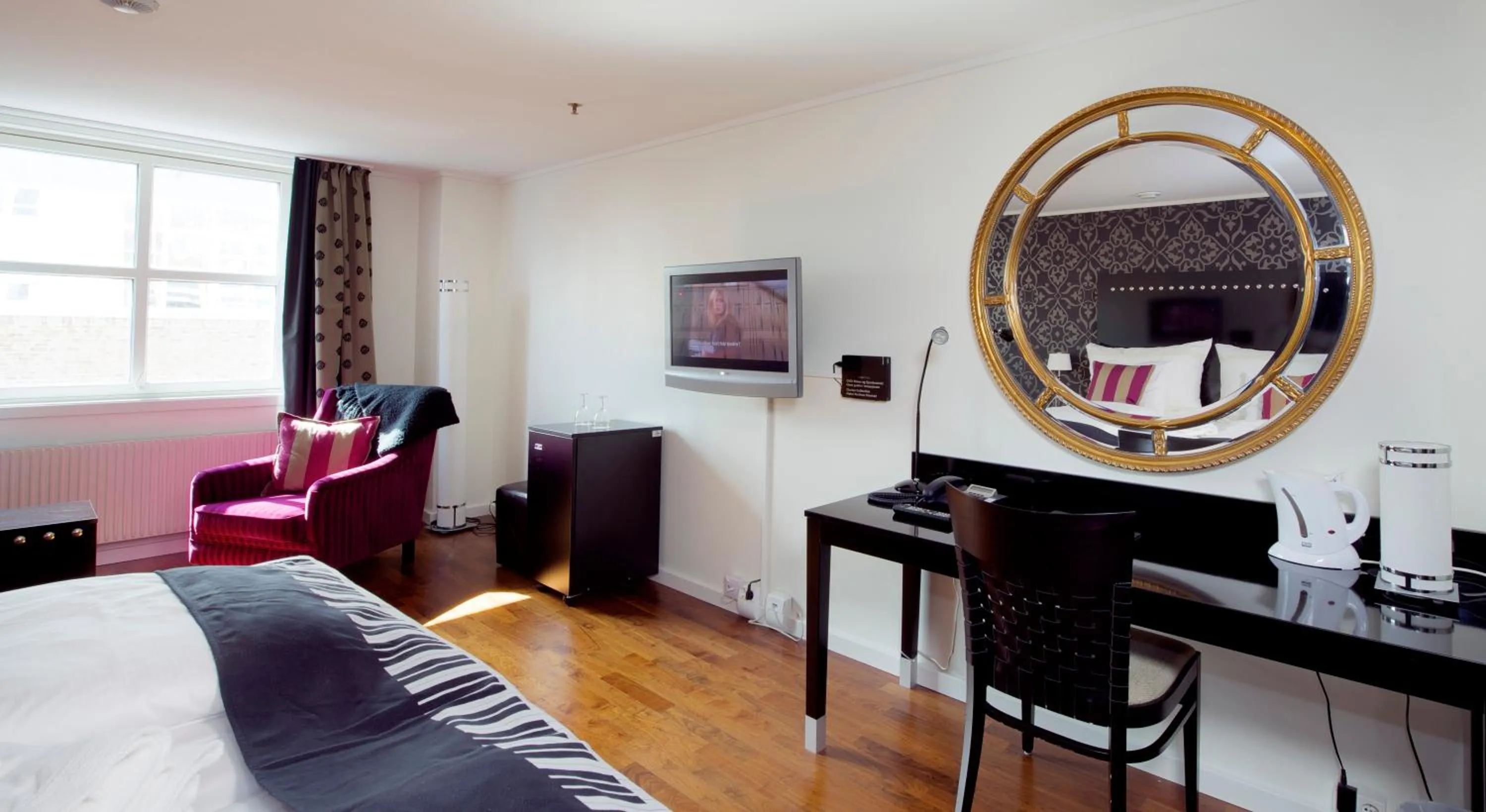 Bed in Home Hotel Arcticus