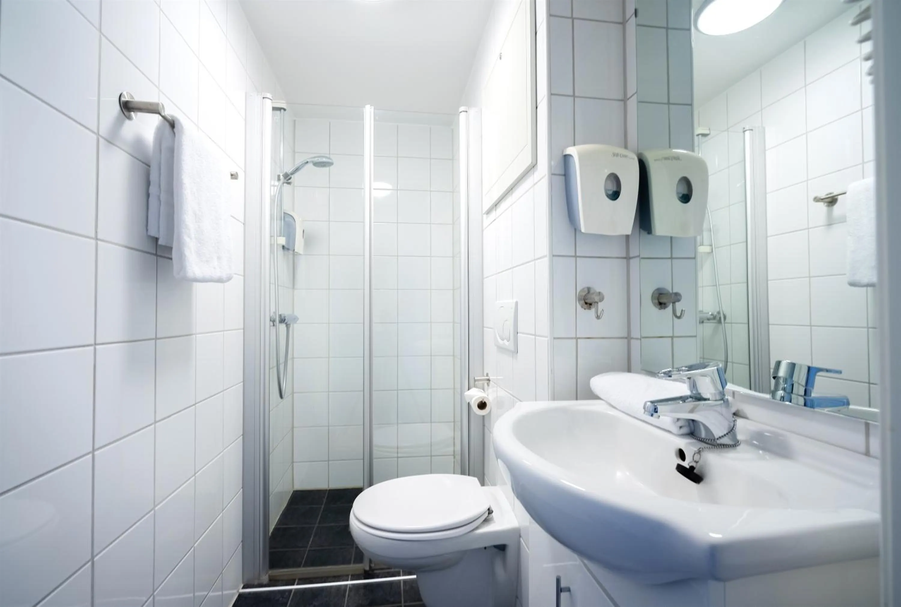 Bathroom in Enter City Hotel