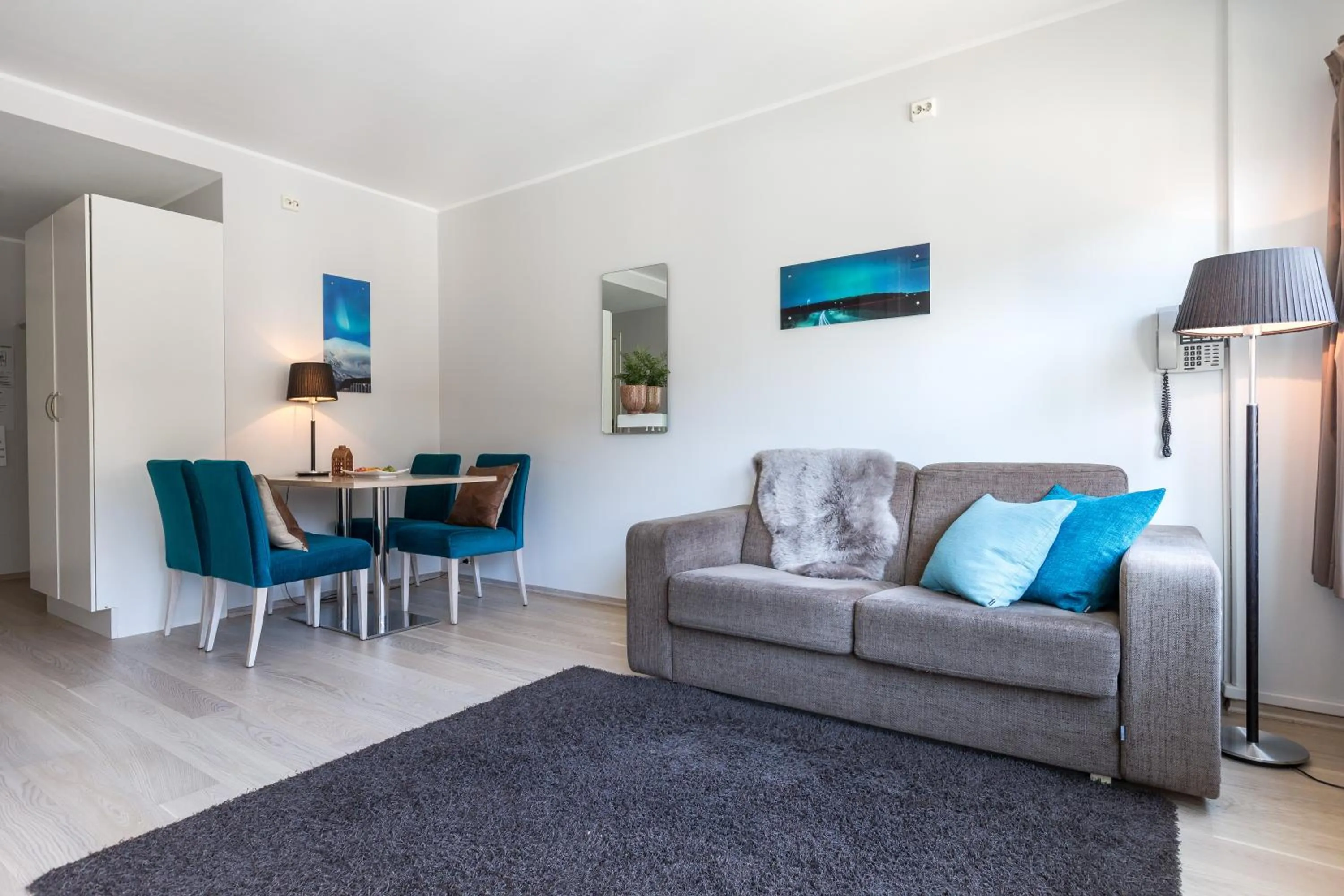 TV and multimedia in Enter City Hotel