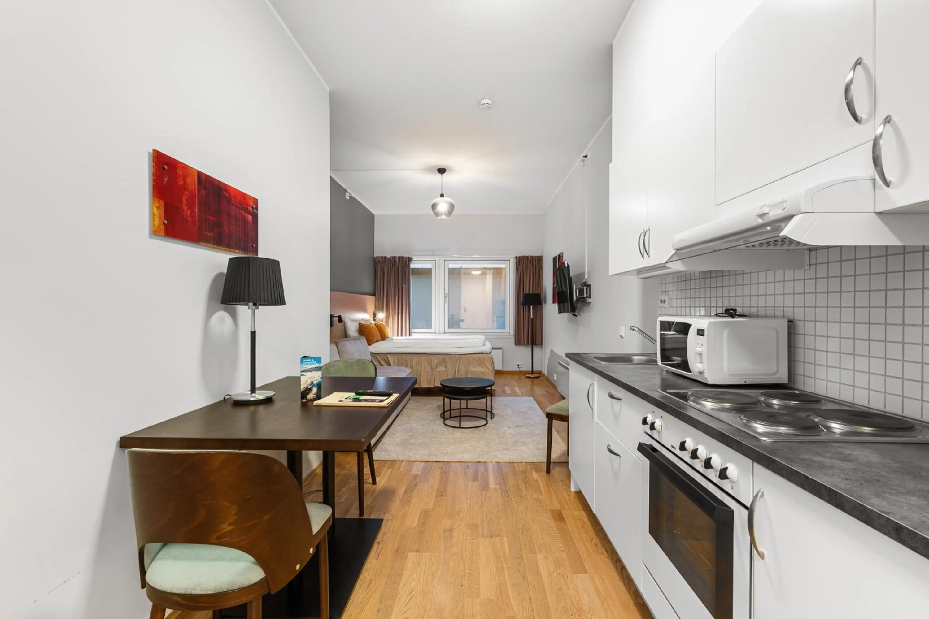 Kitchen or kitchenette in Enter City Hotel