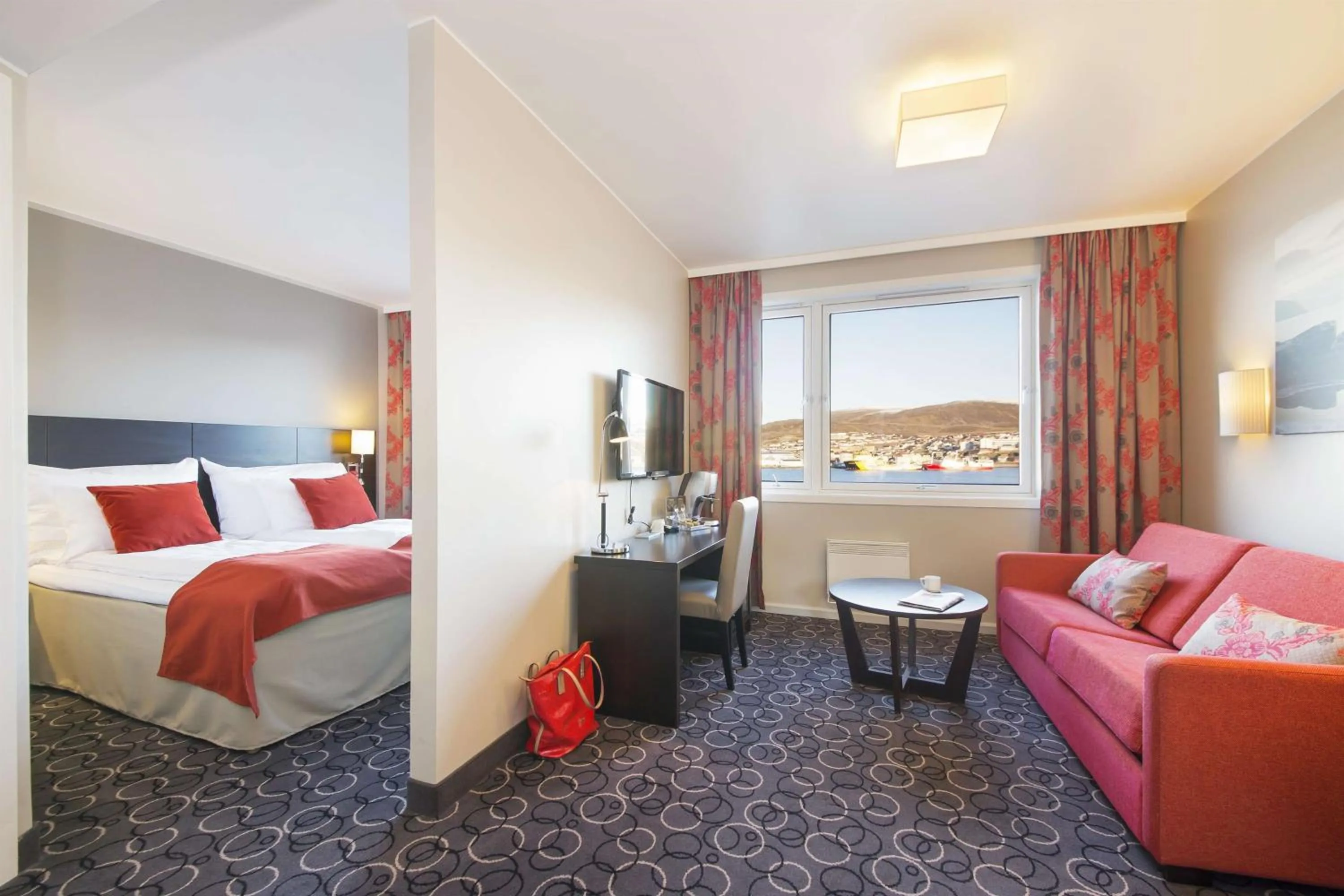 Bedroom, Bed in Scandic Hammerfest