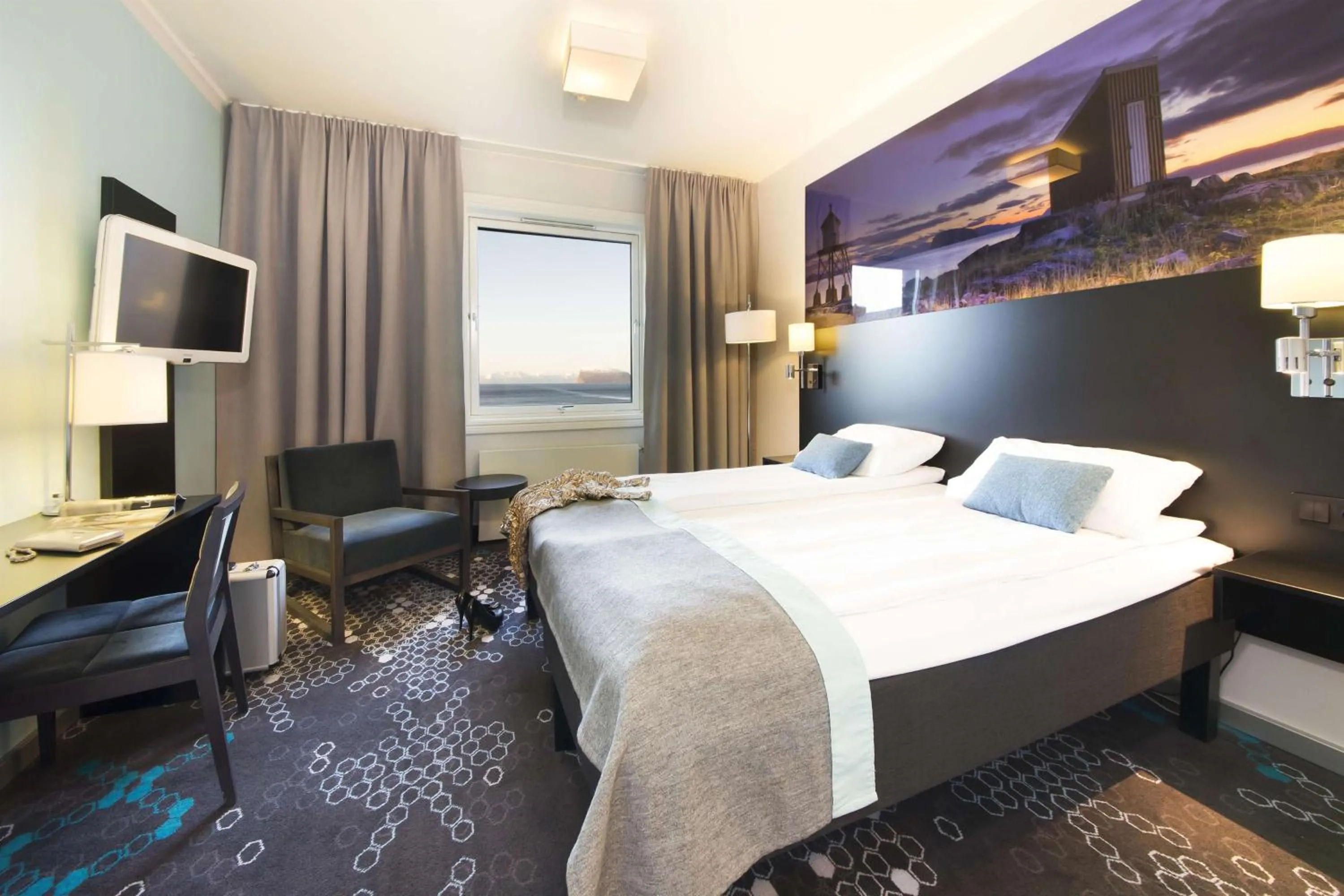 Photo of the whole room, Bed in Scandic Hammerfest