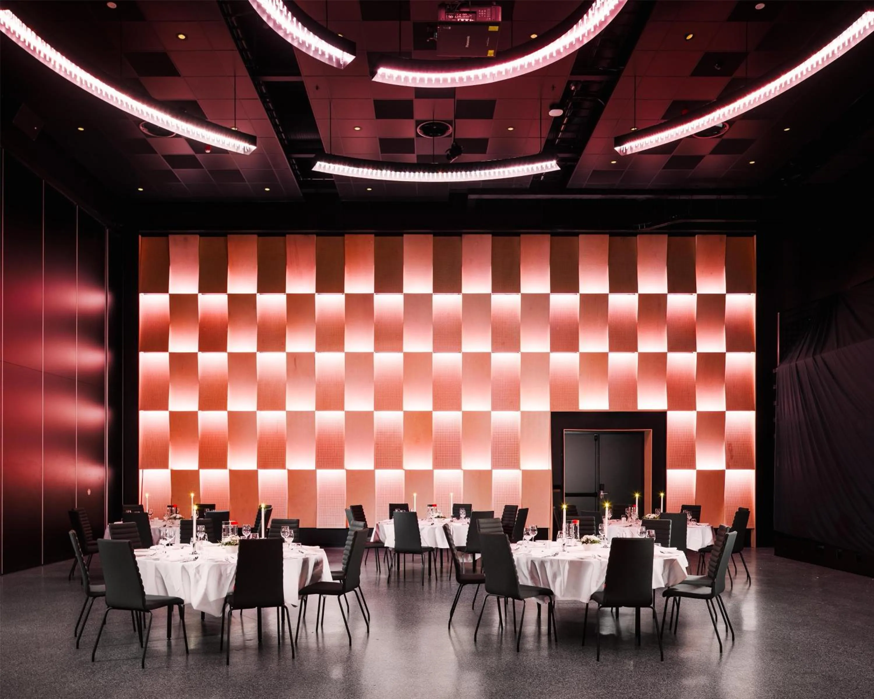 Meeting/conference room in Scandic Sunnfjord Hotel & Spa