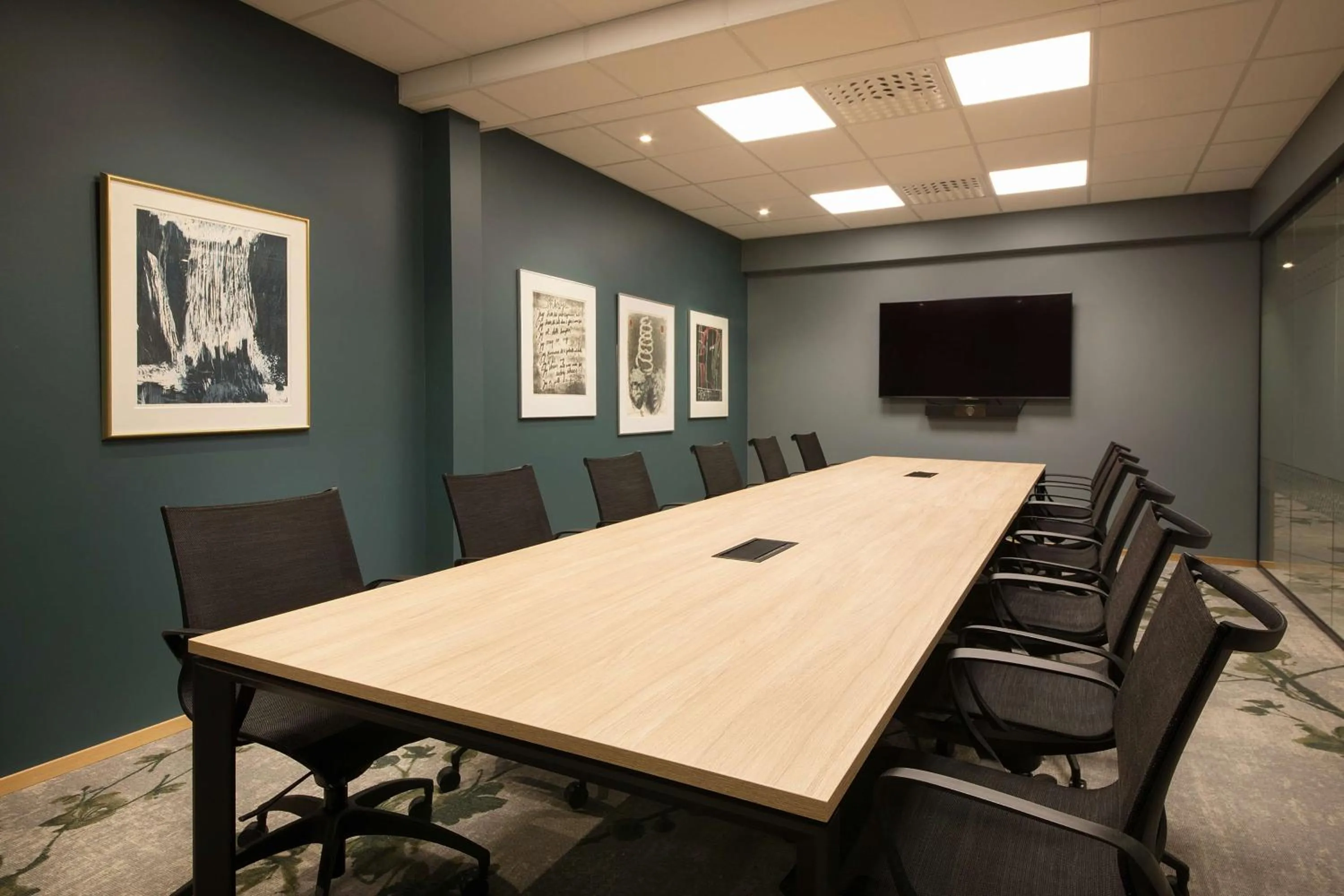 Meeting/conference room in Scandic Sunnfjord Hotel & Spa
