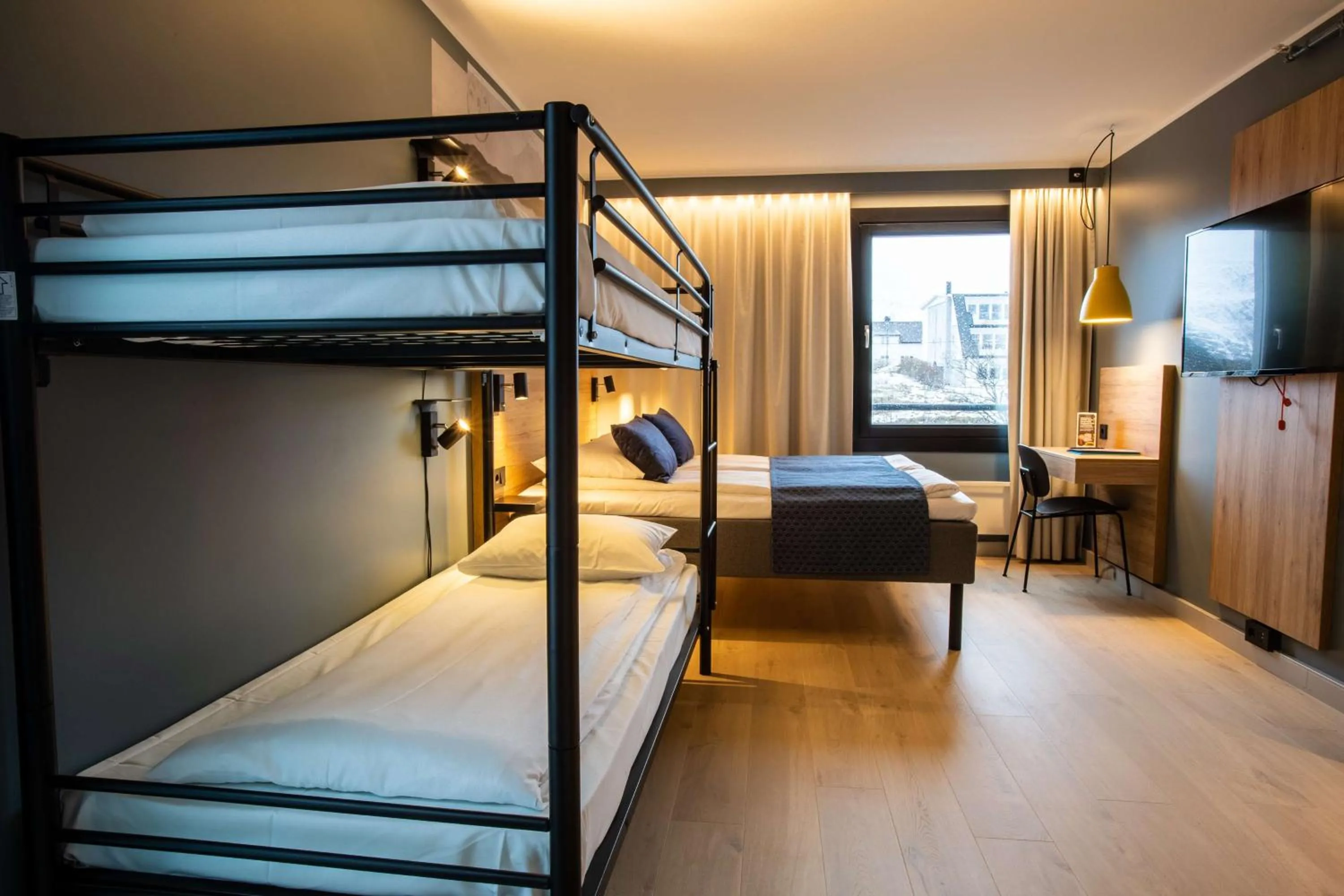 Bedroom, Bed in Scandic Syv Søstre