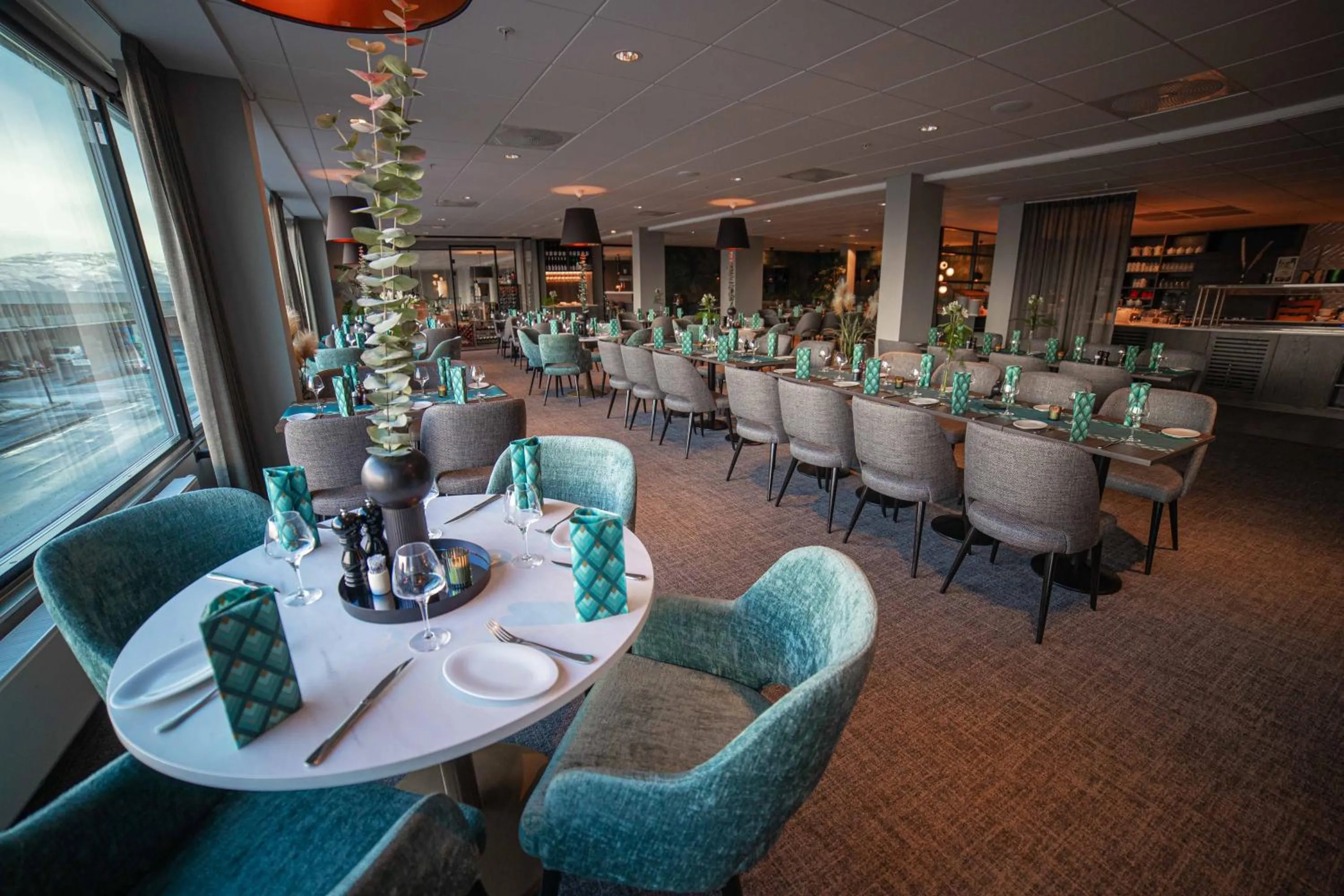 Restaurant/places to eat in Scandic Syv Søstre