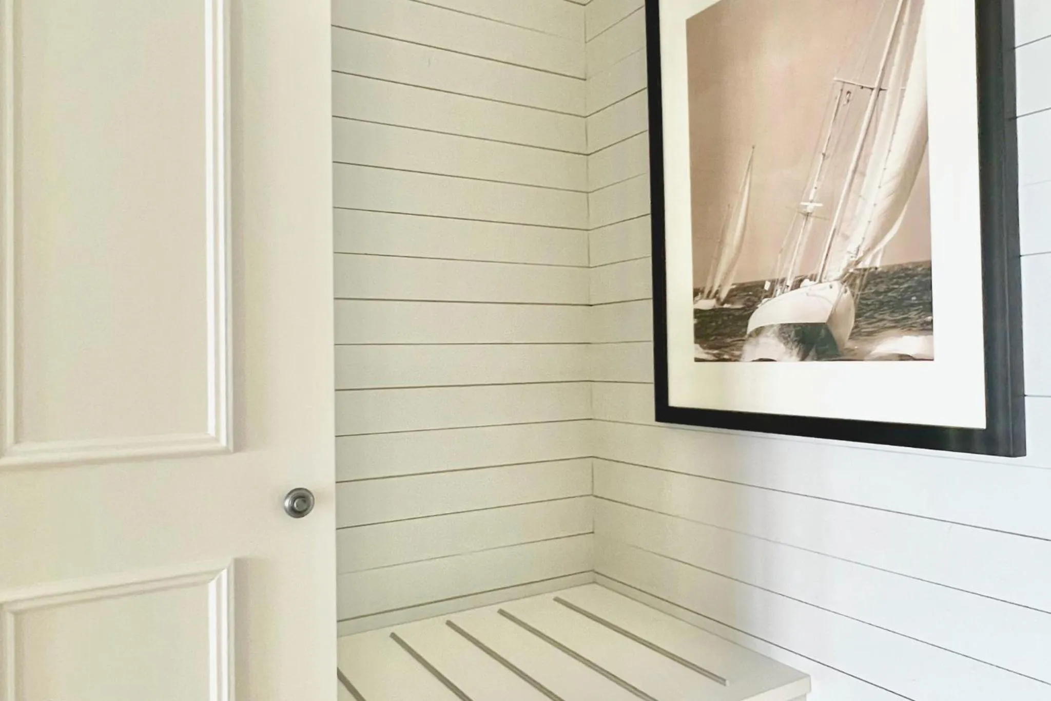 wardrobe in Havna Tjøme Hotel