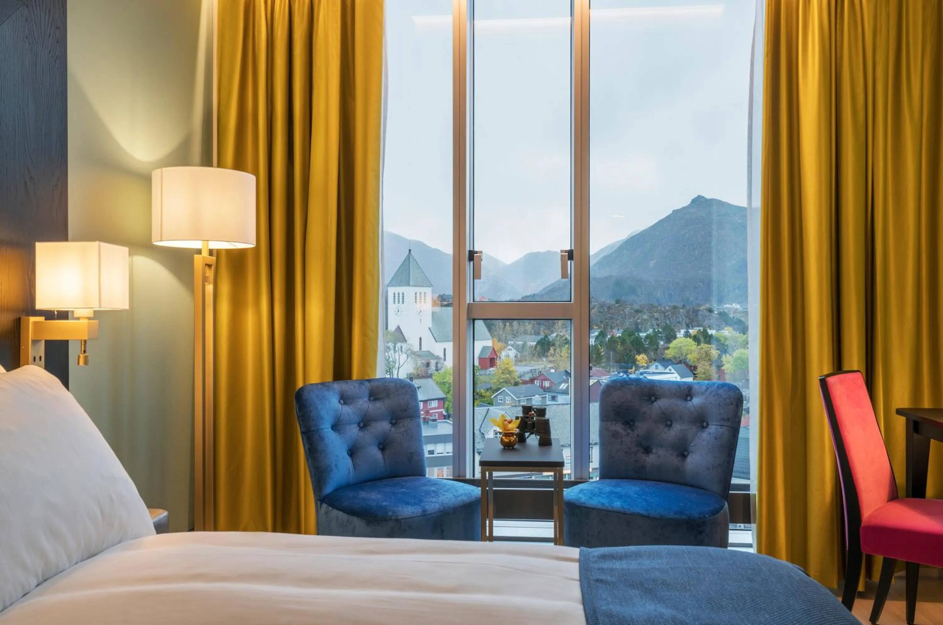 Seating area, Bed in Thon Hotel Lofoten