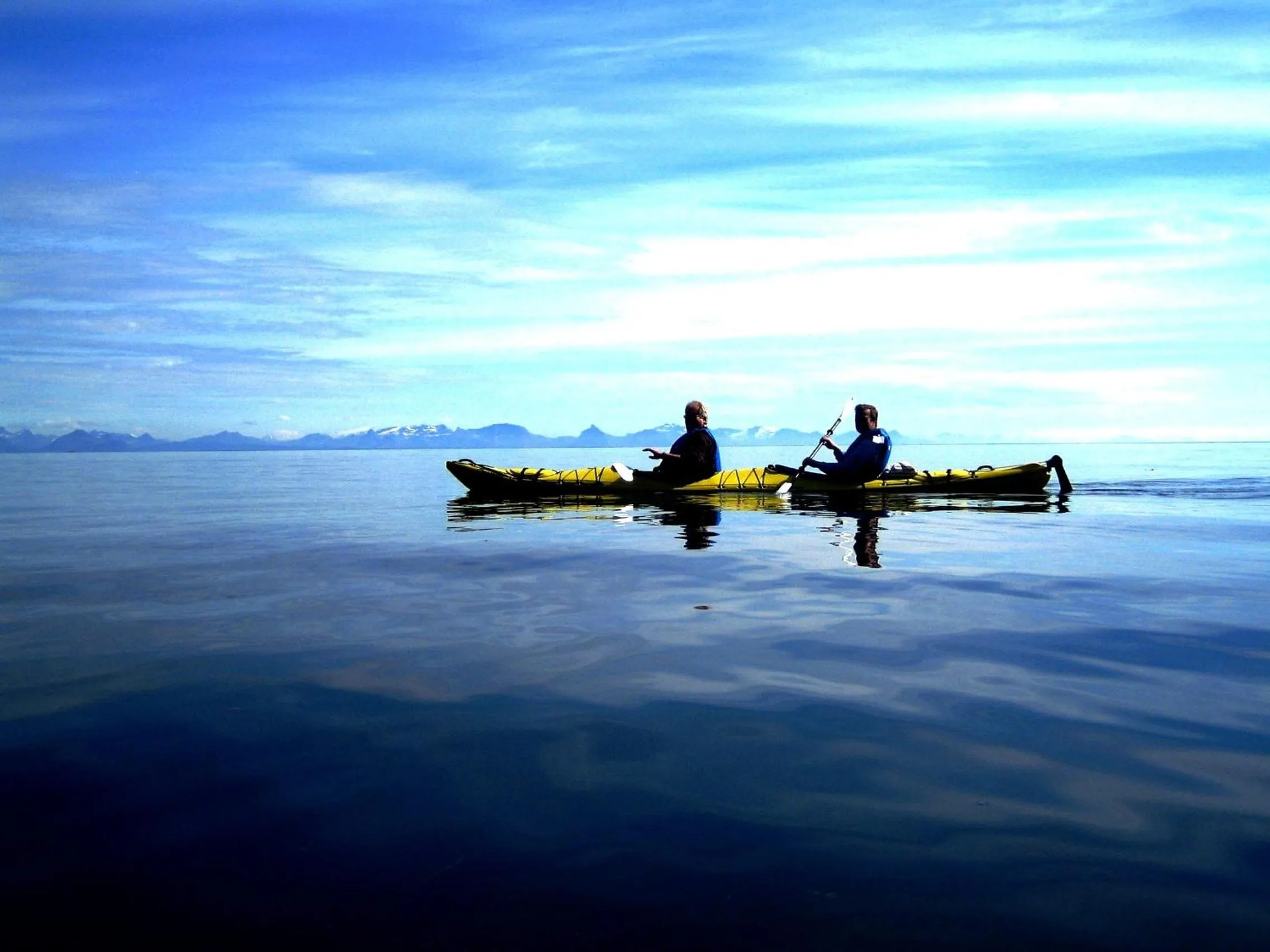 People in Thon Hotel Lofoten
