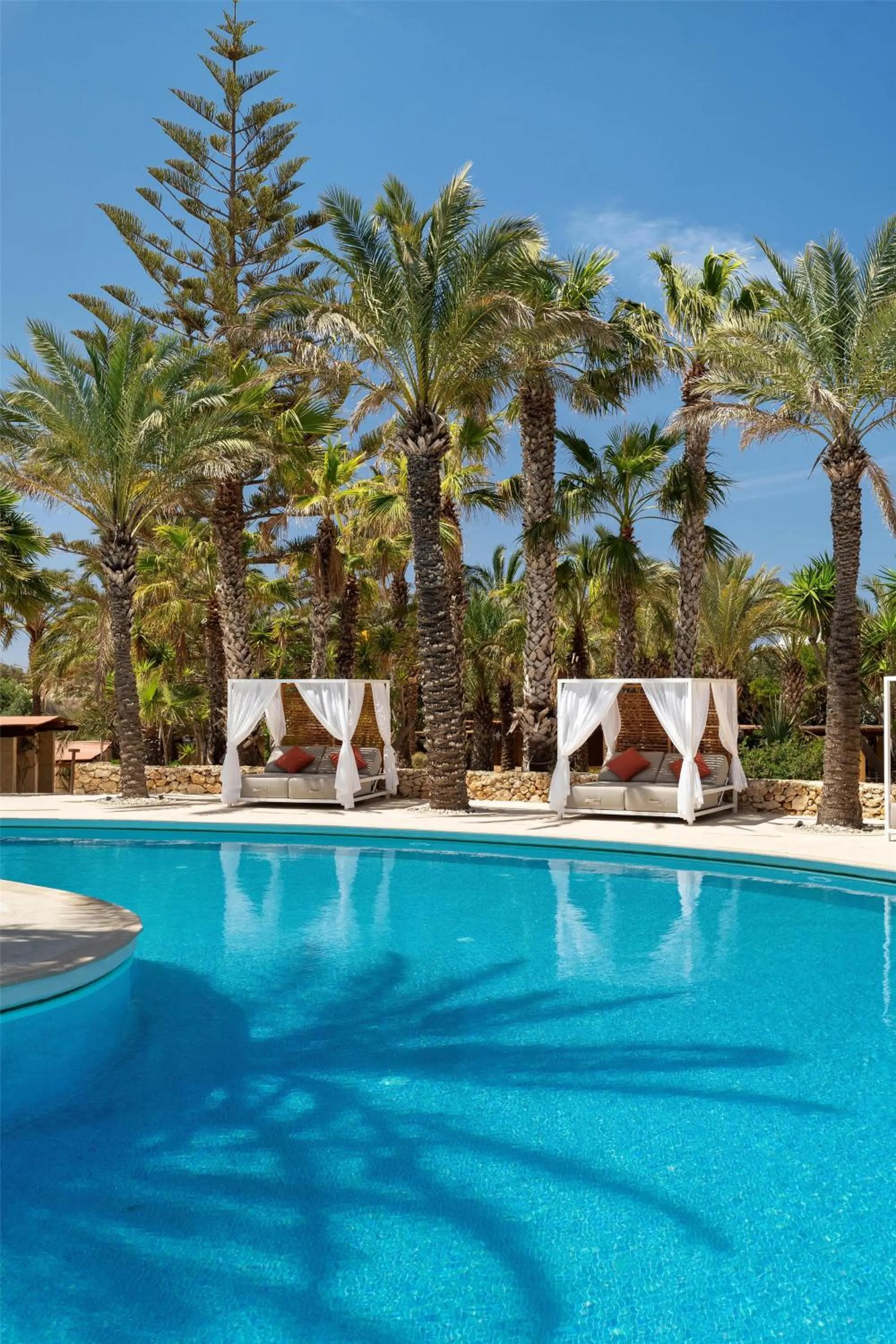 Pool view in Kempinski Hotel San Lawrenz