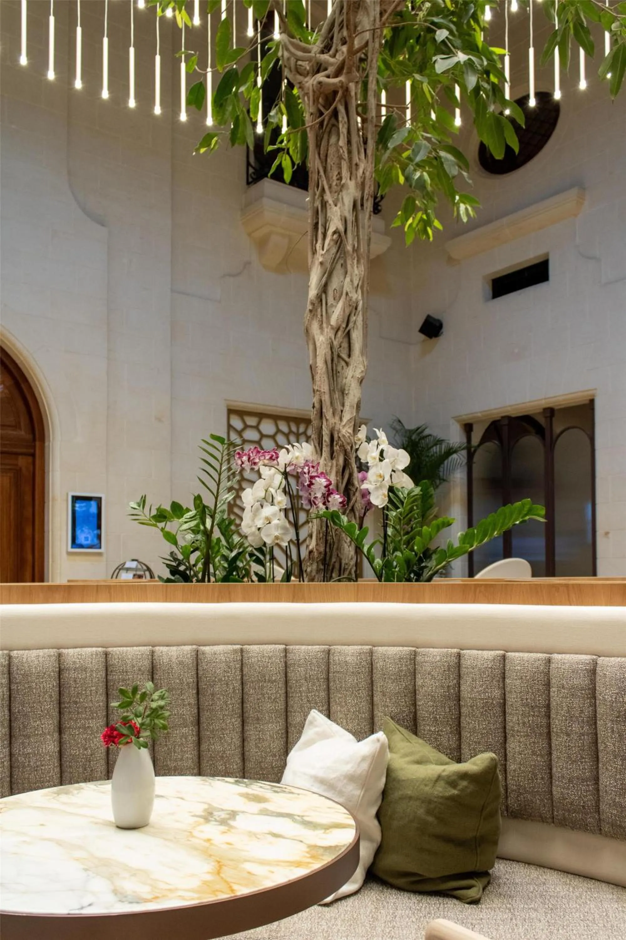 Lobby or reception in Kempinski Hotel San Lawrenz