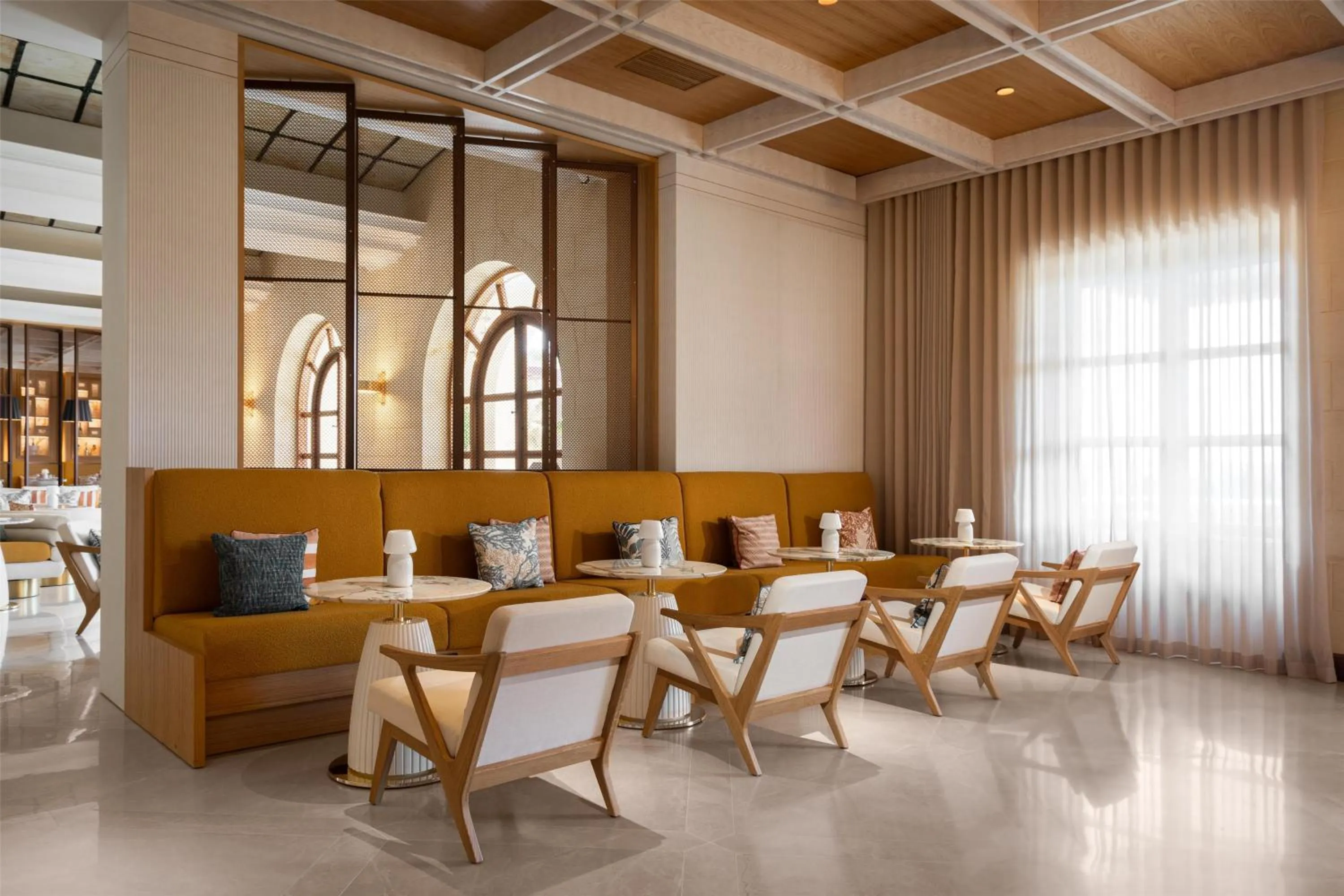 Lounge or bar in Kempinski Hotel San Lawrenz