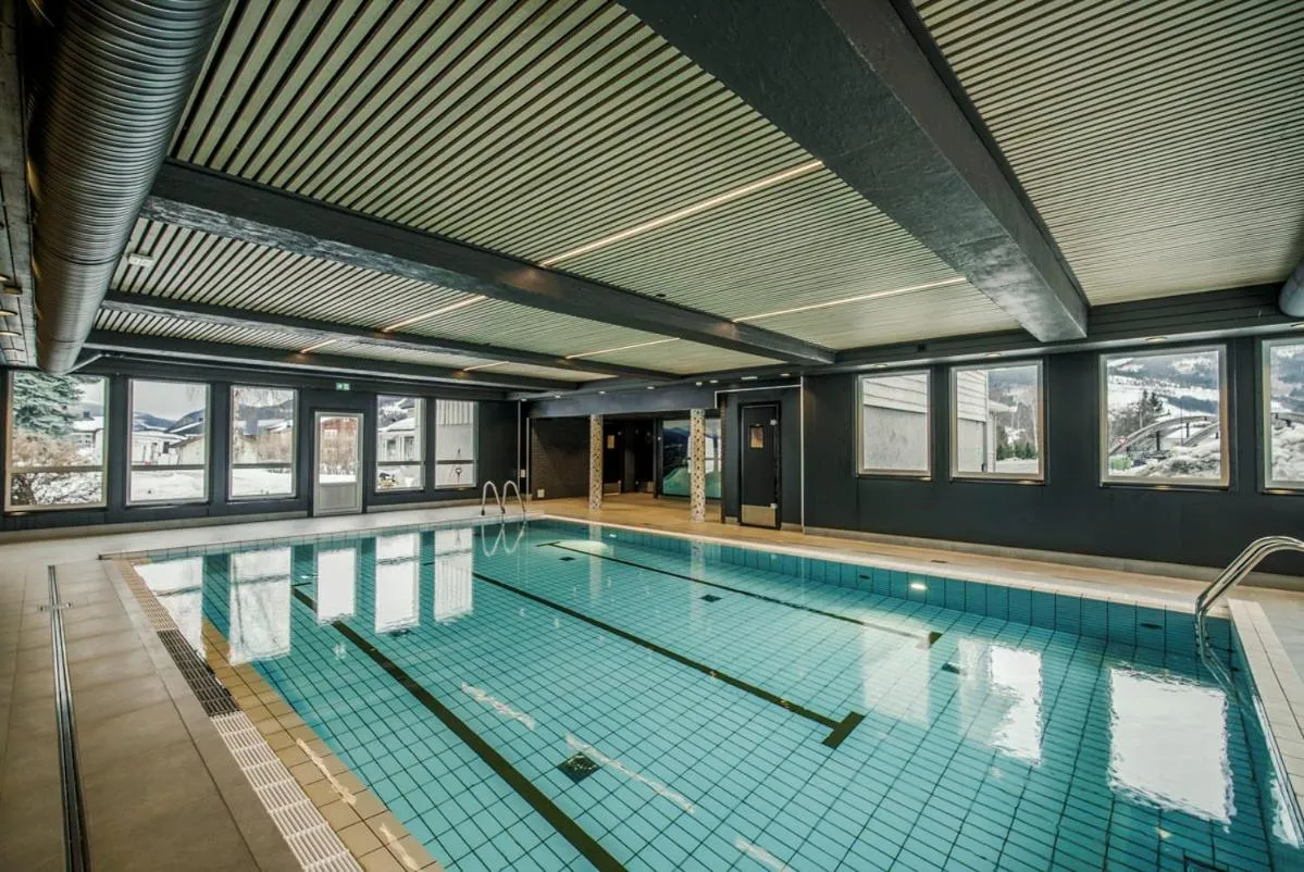 Swimming pool in Villa Vågå - by Classic Norway Hotels