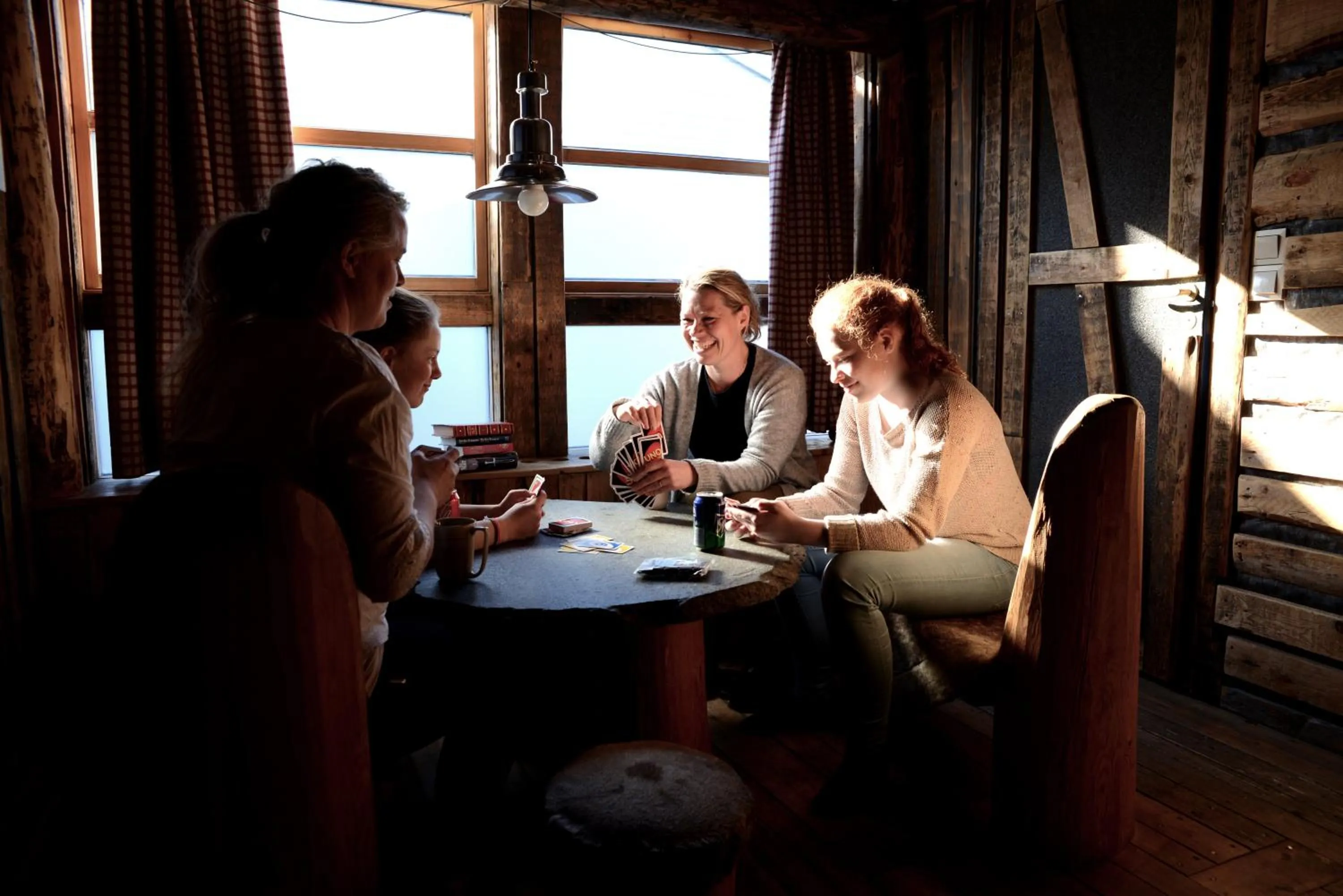 Living room in Basecamp Hotel