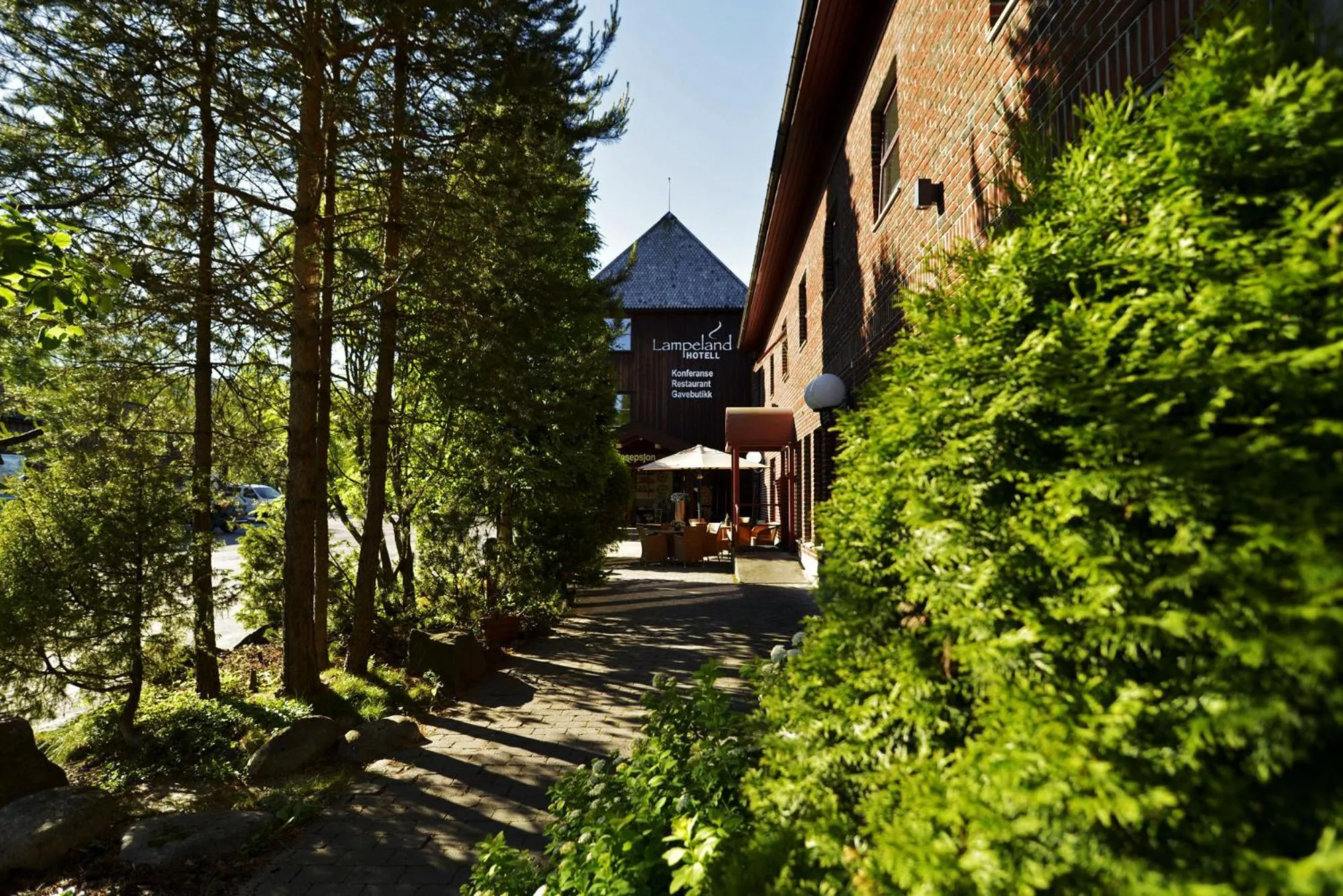 Property building in Lampeland Hotel