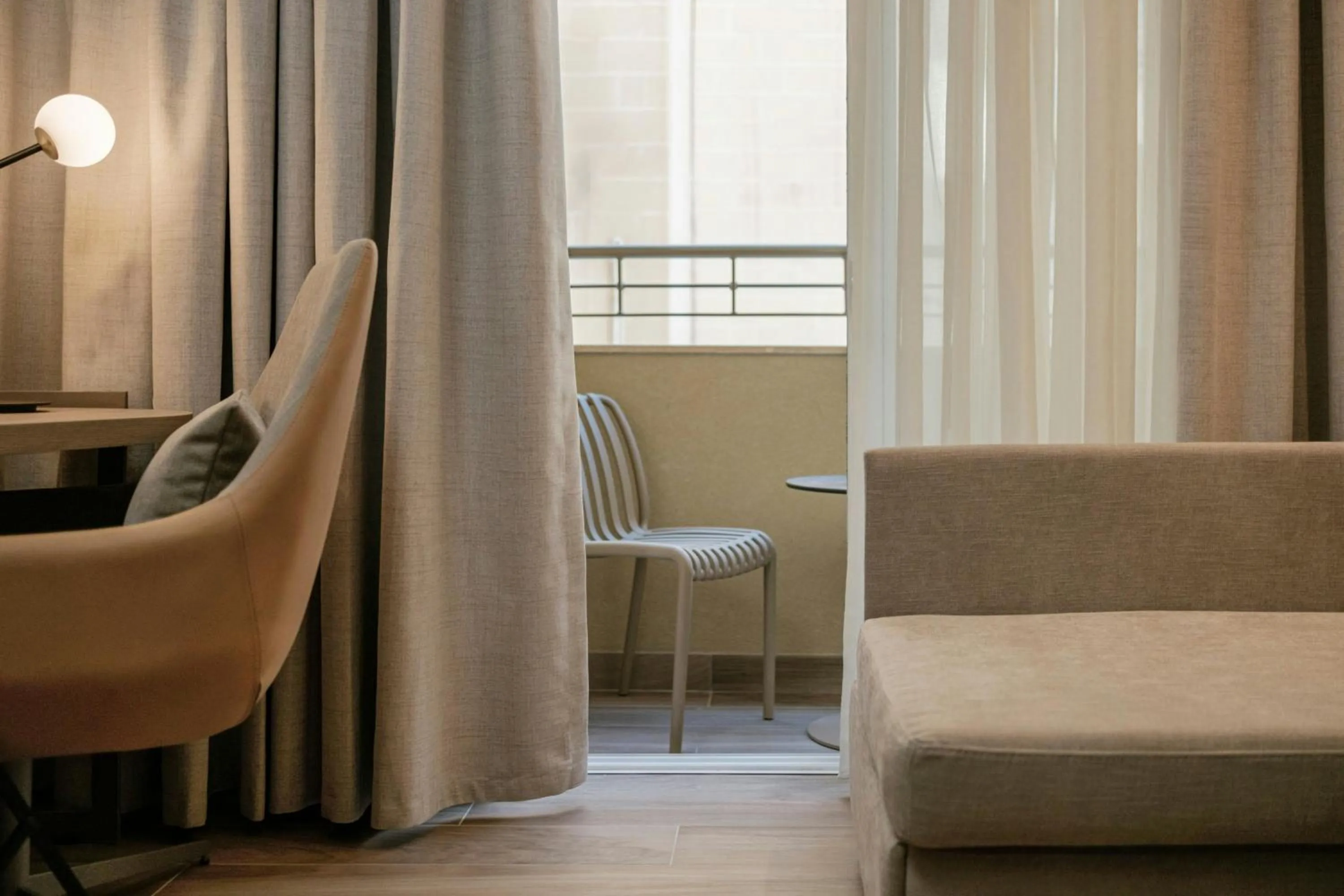 Photo of the whole room in Courtyard by Marriott Sliema