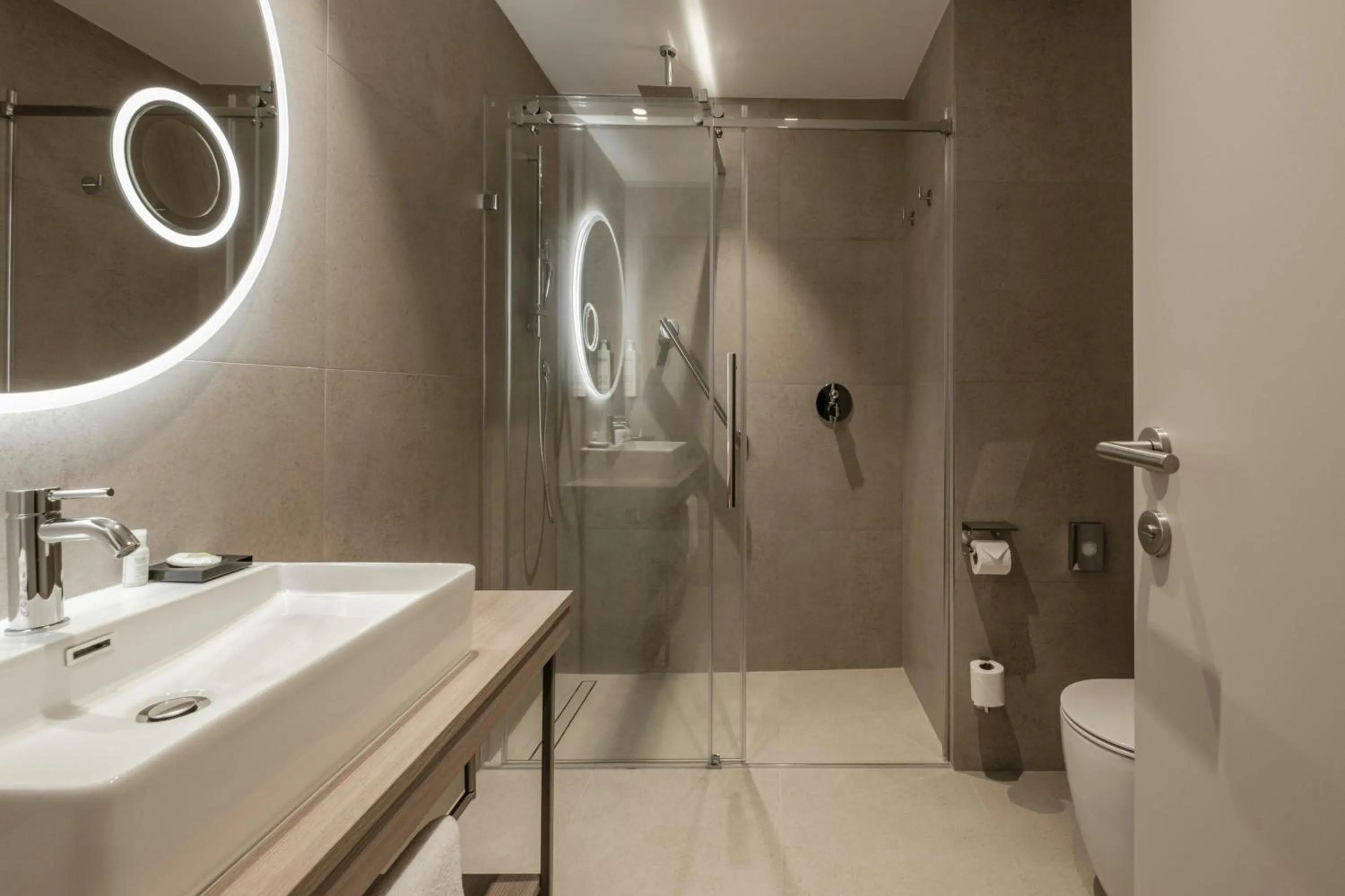 Bathroom in Courtyard by Marriott Sliema