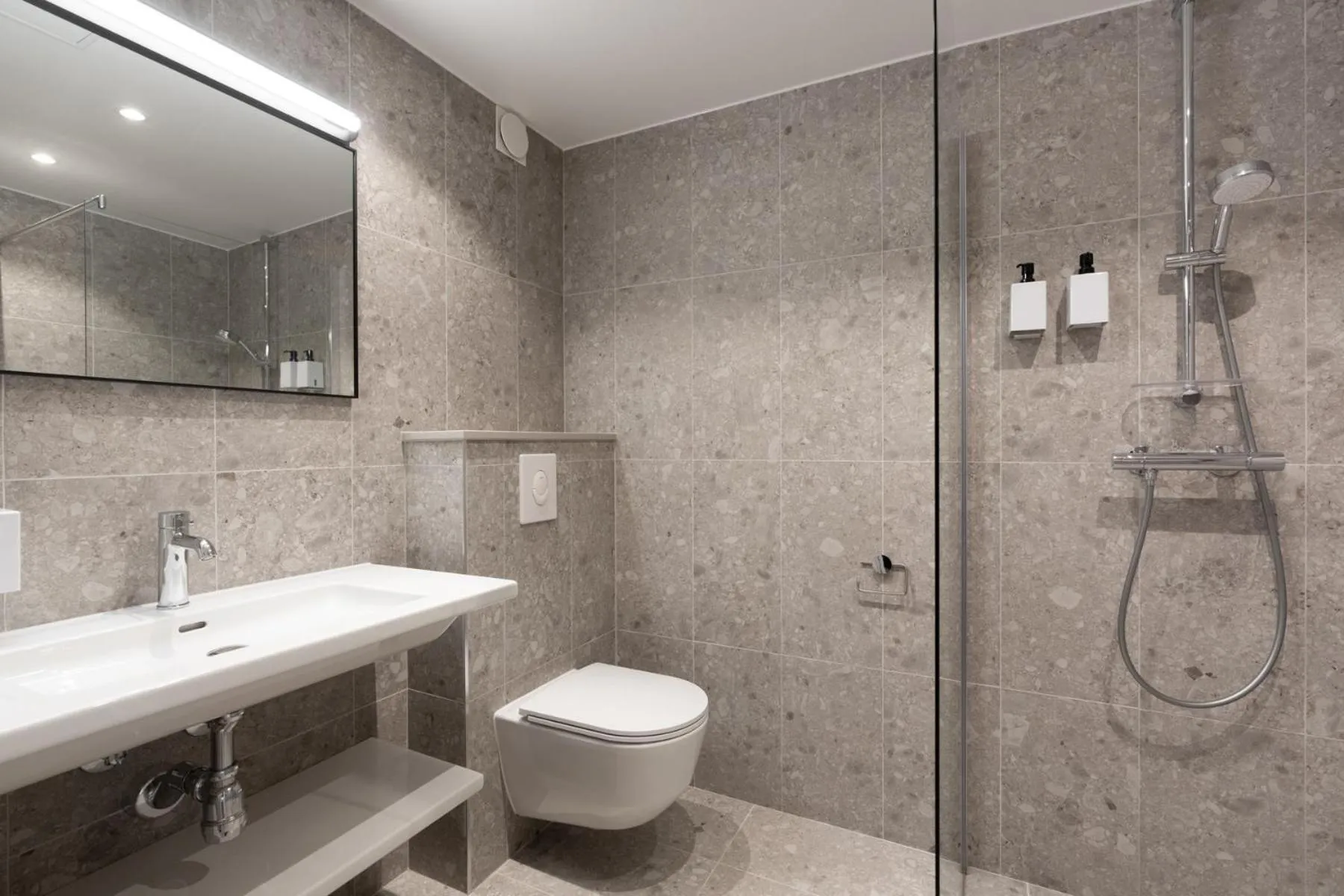 Bathroom in Scandic City