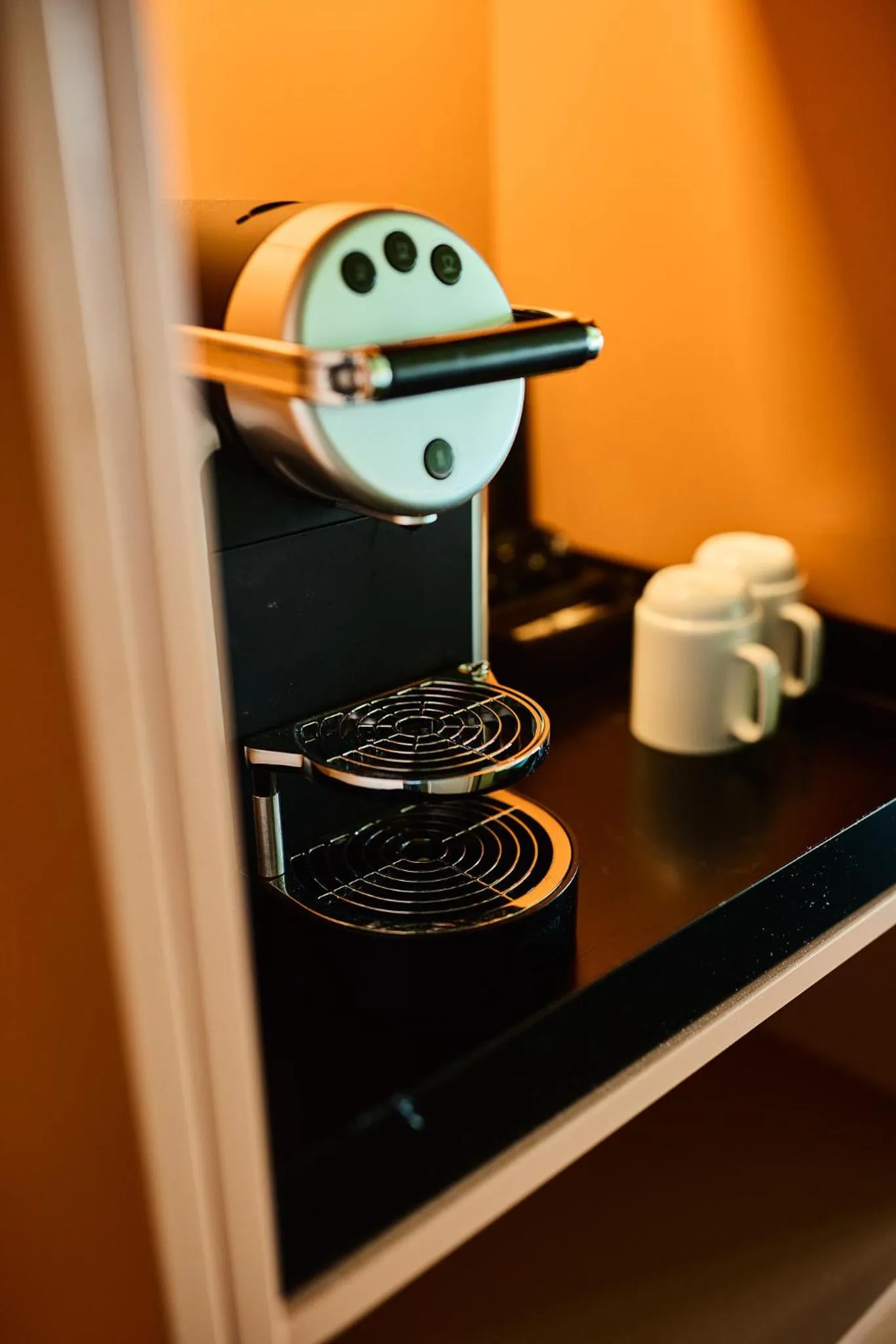 Coffee/tea facilities in Quality Hotel Maritim