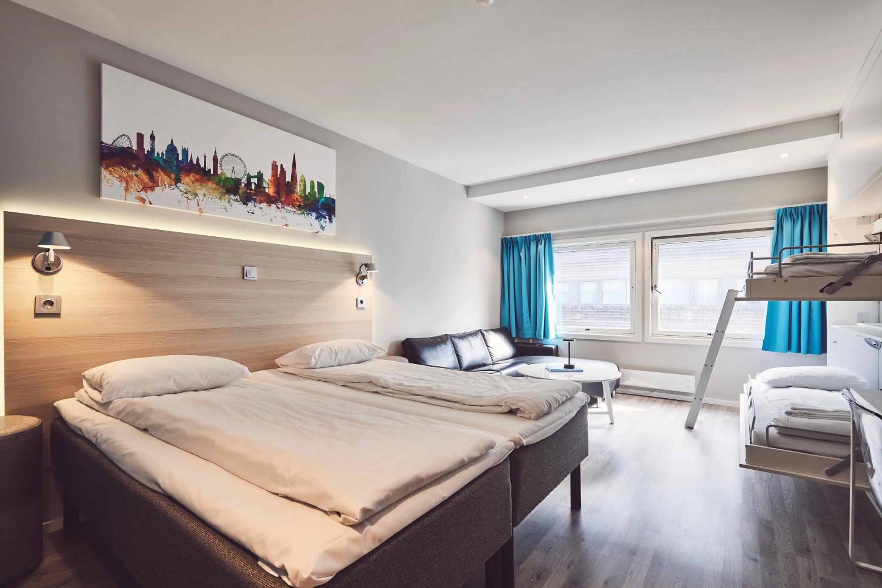 Seating area, Bed in Quality Hotel Maritim