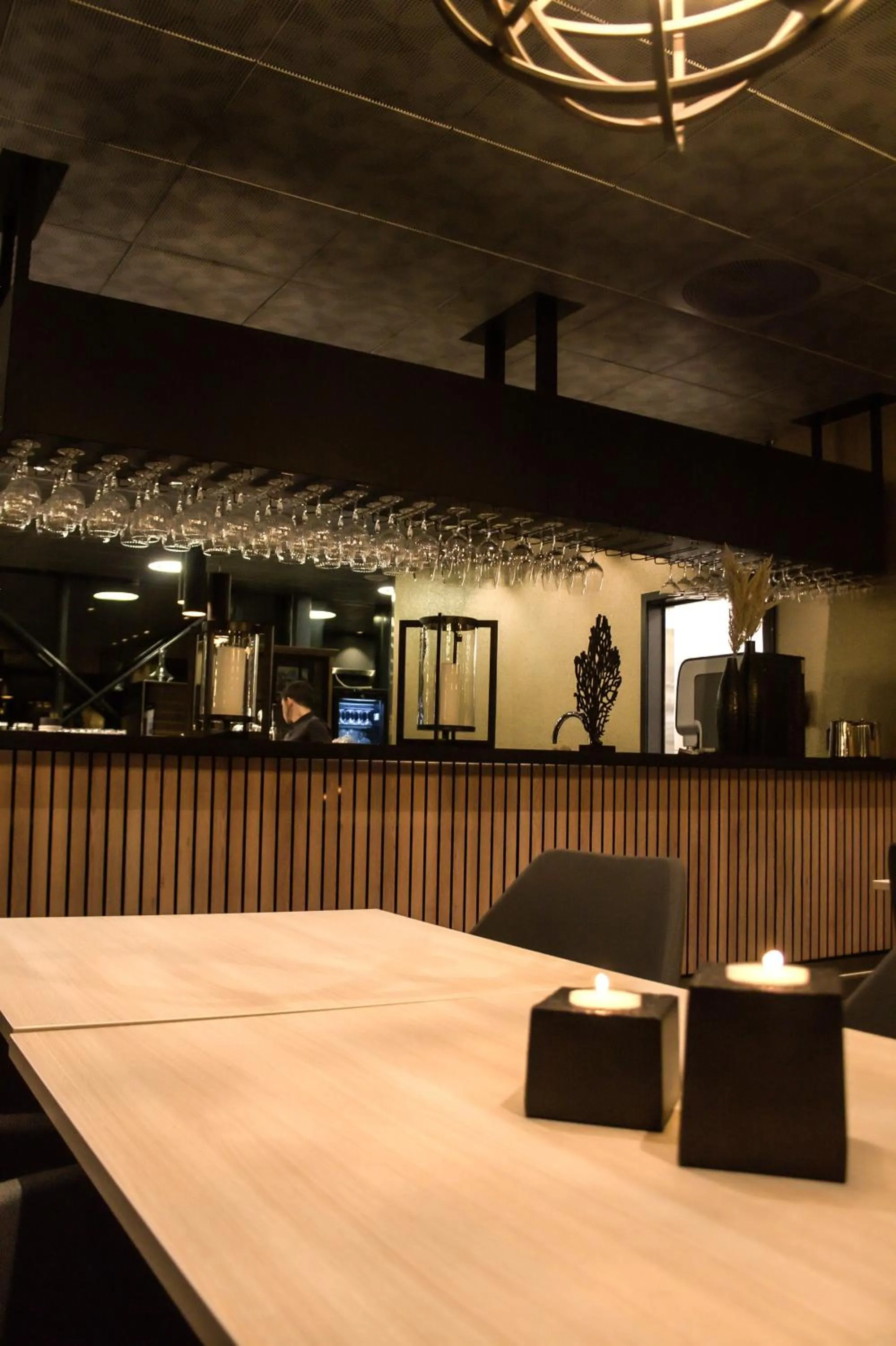 Restaurant/places to eat in Quality Hotel Grand Royal