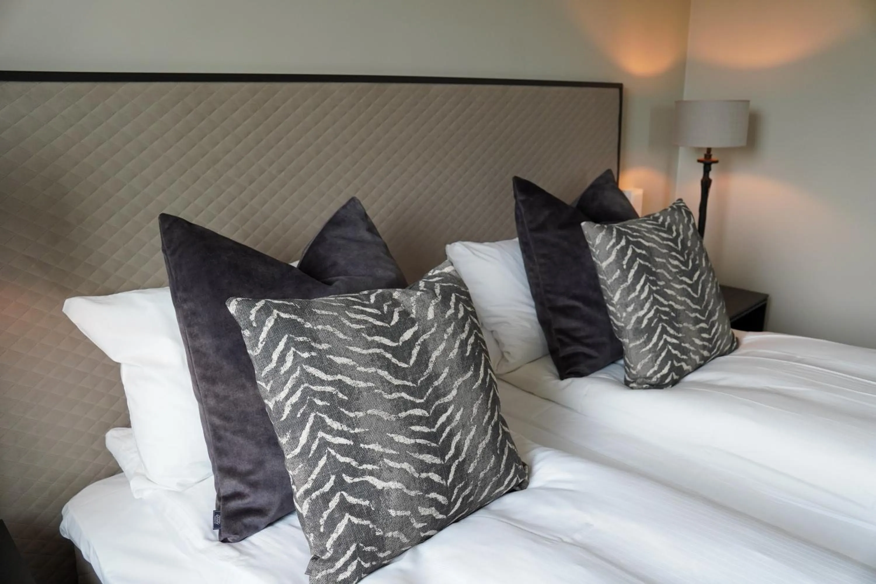 Bedroom, Bed in Quality Hotel Grand Royal