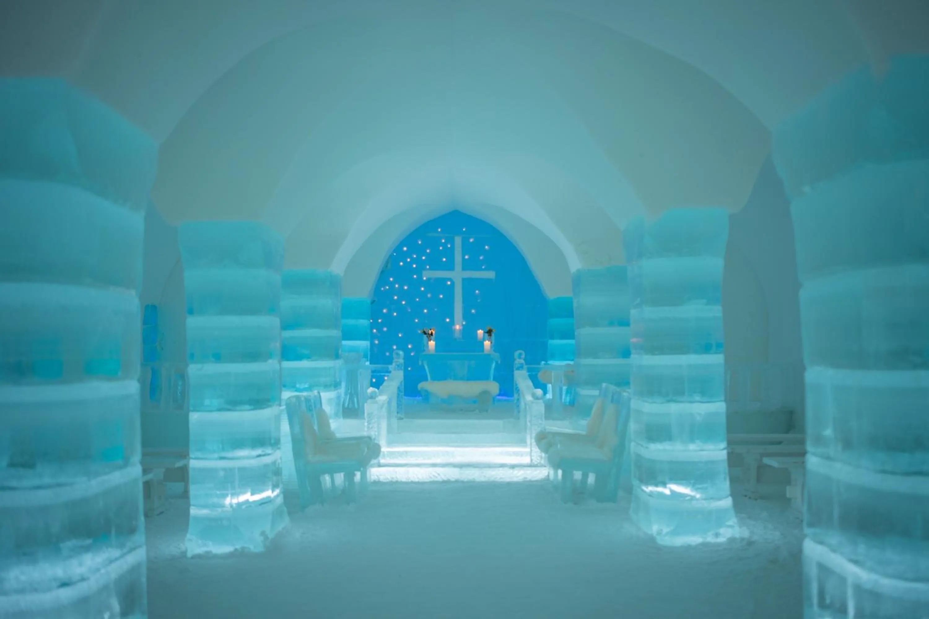 wedding in Sorrisniva Igloo Hotel