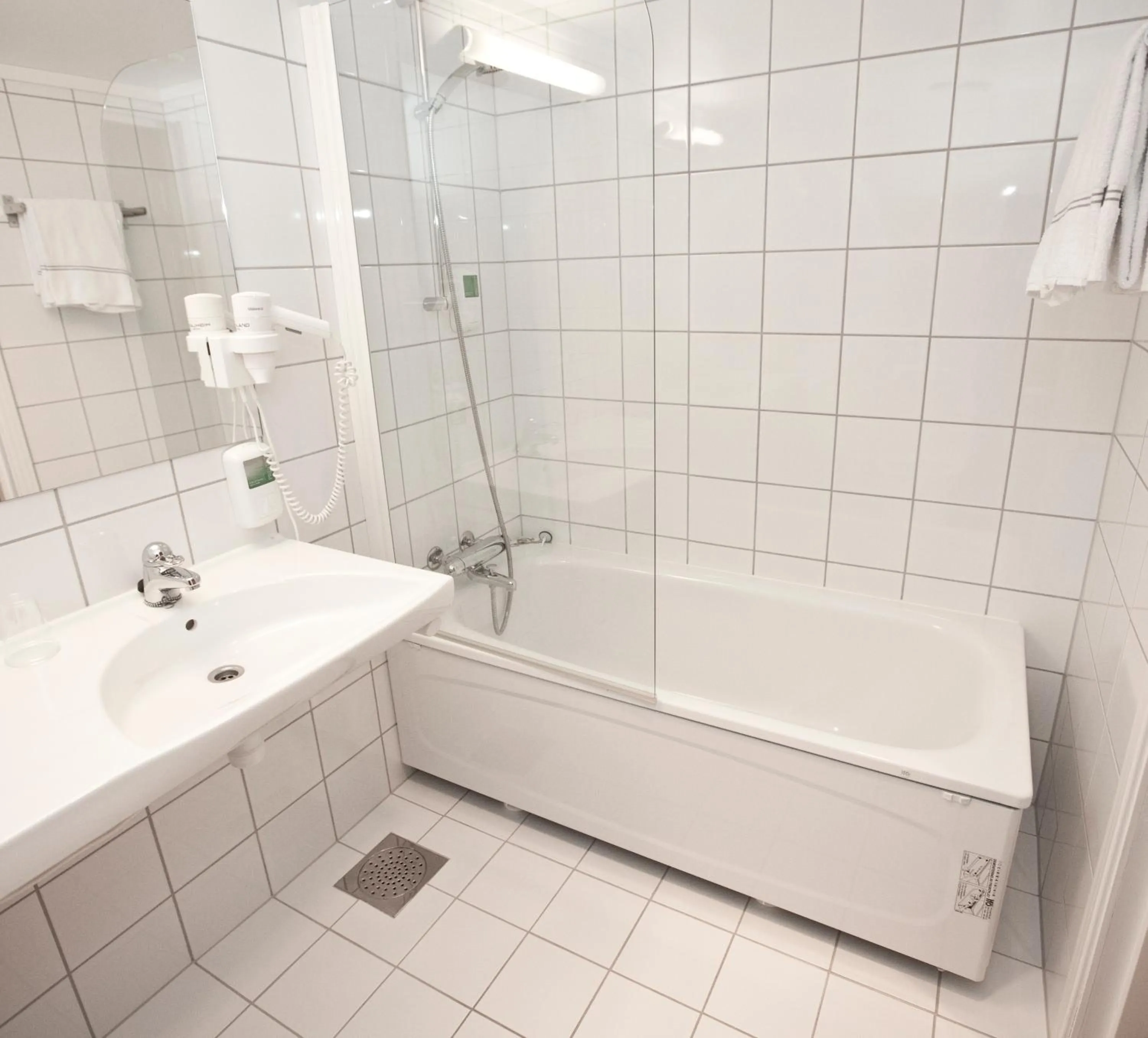 Bathroom in Highland Lodge