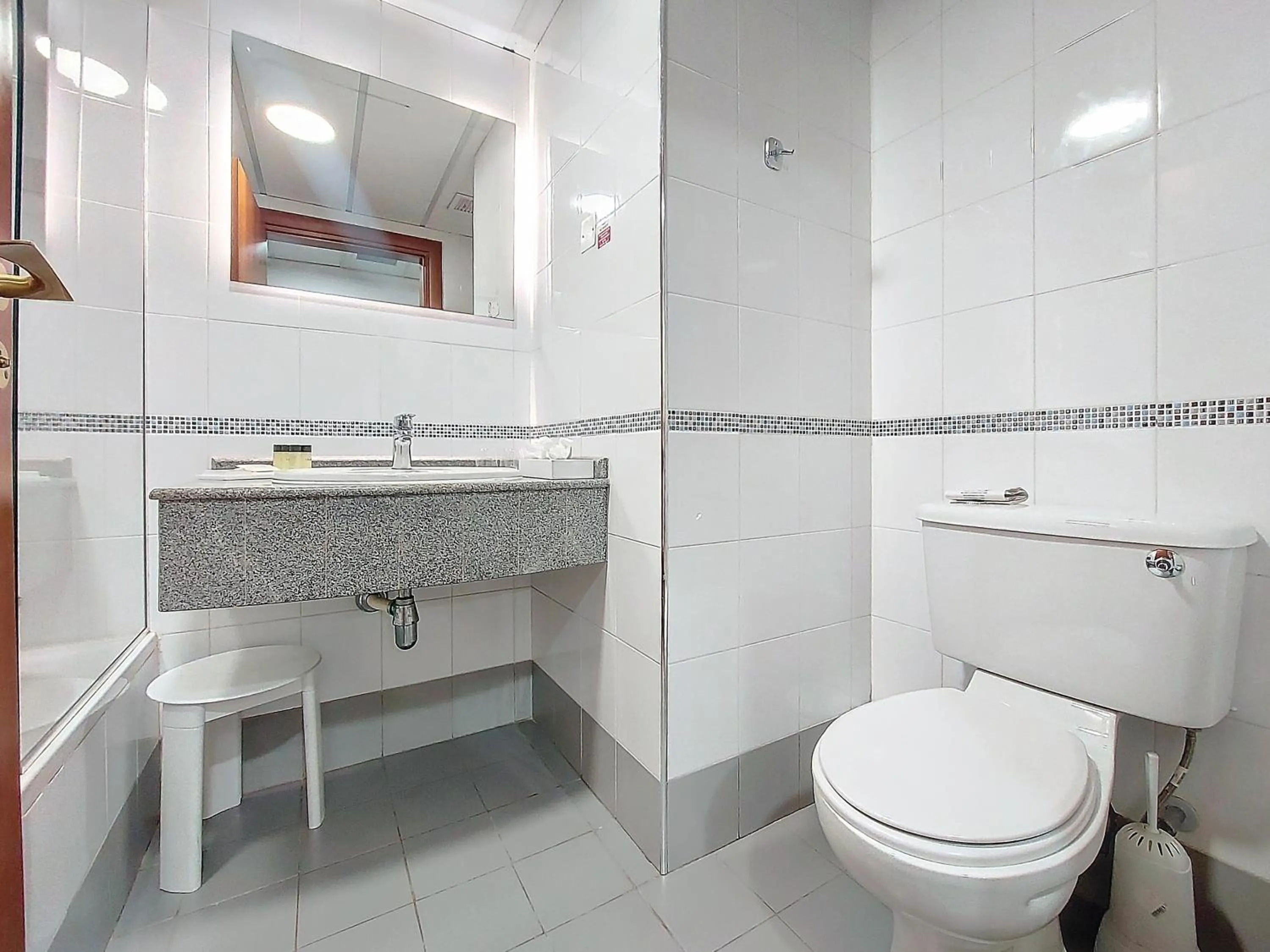 Bathroom in Vivaldi Hotel