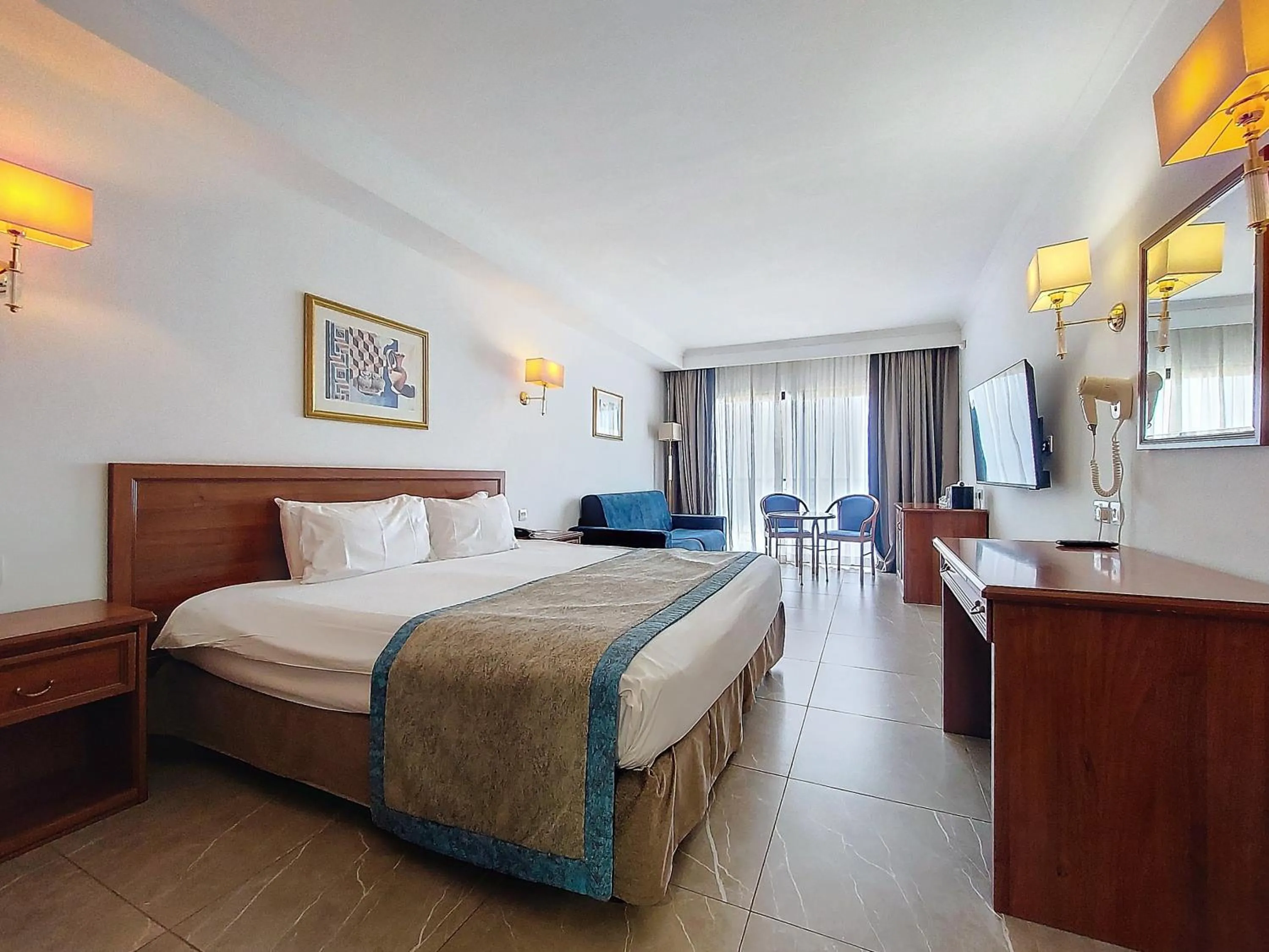 Bedroom, Bed in Vivaldi Hotel