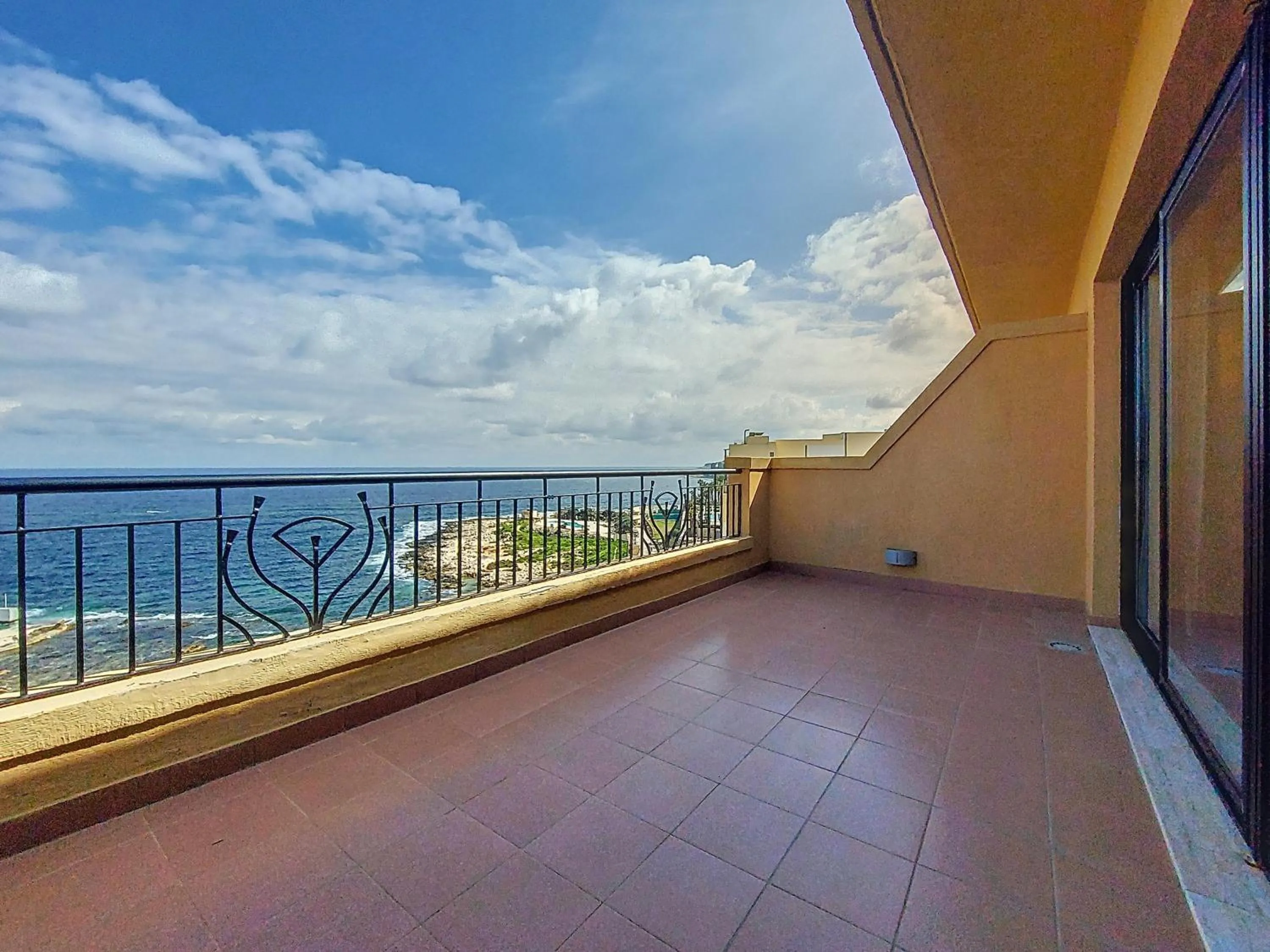 Balcony/Terrace in Vivaldi Hotel