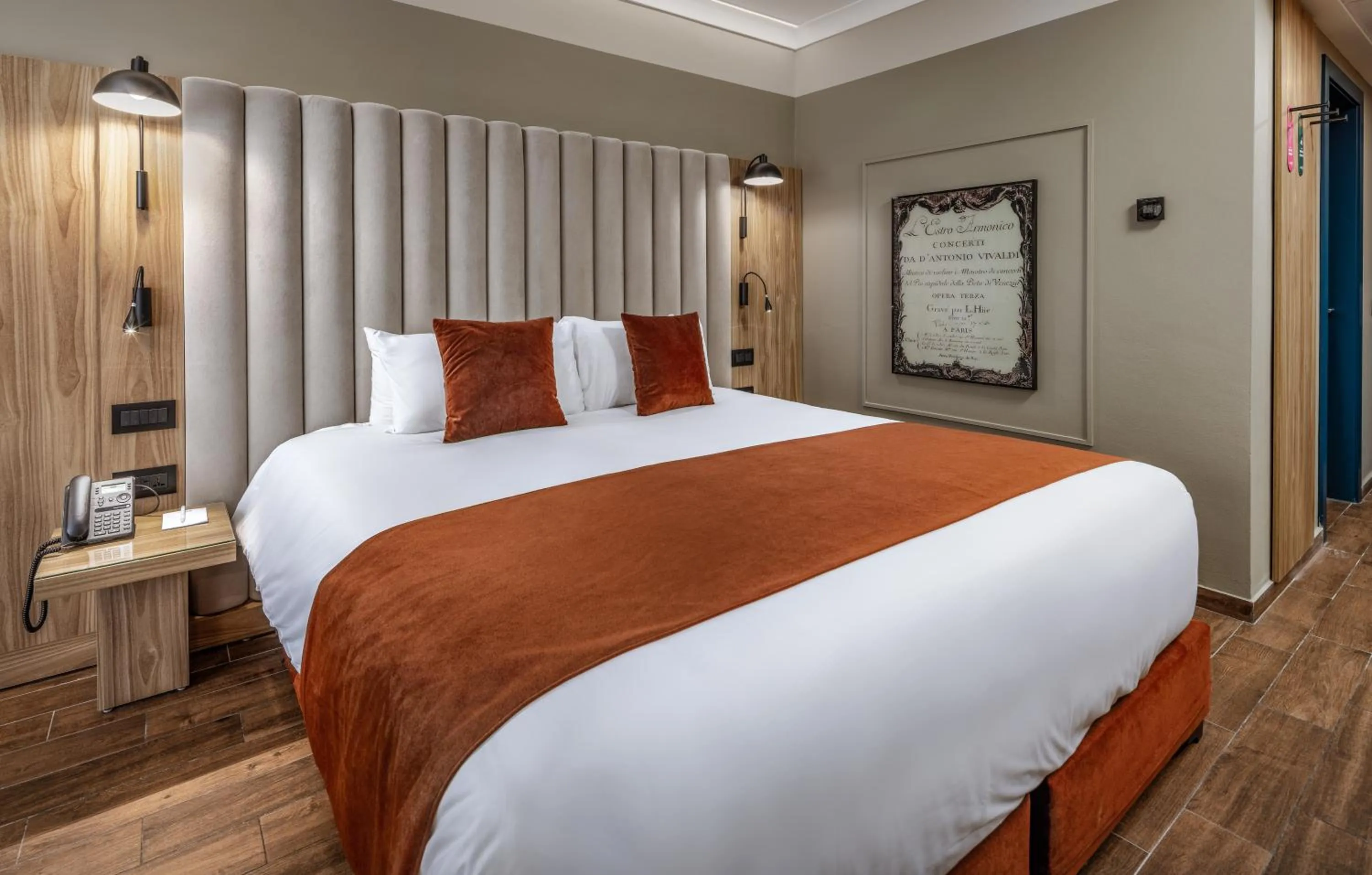 Bed in Vivaldi Hotel