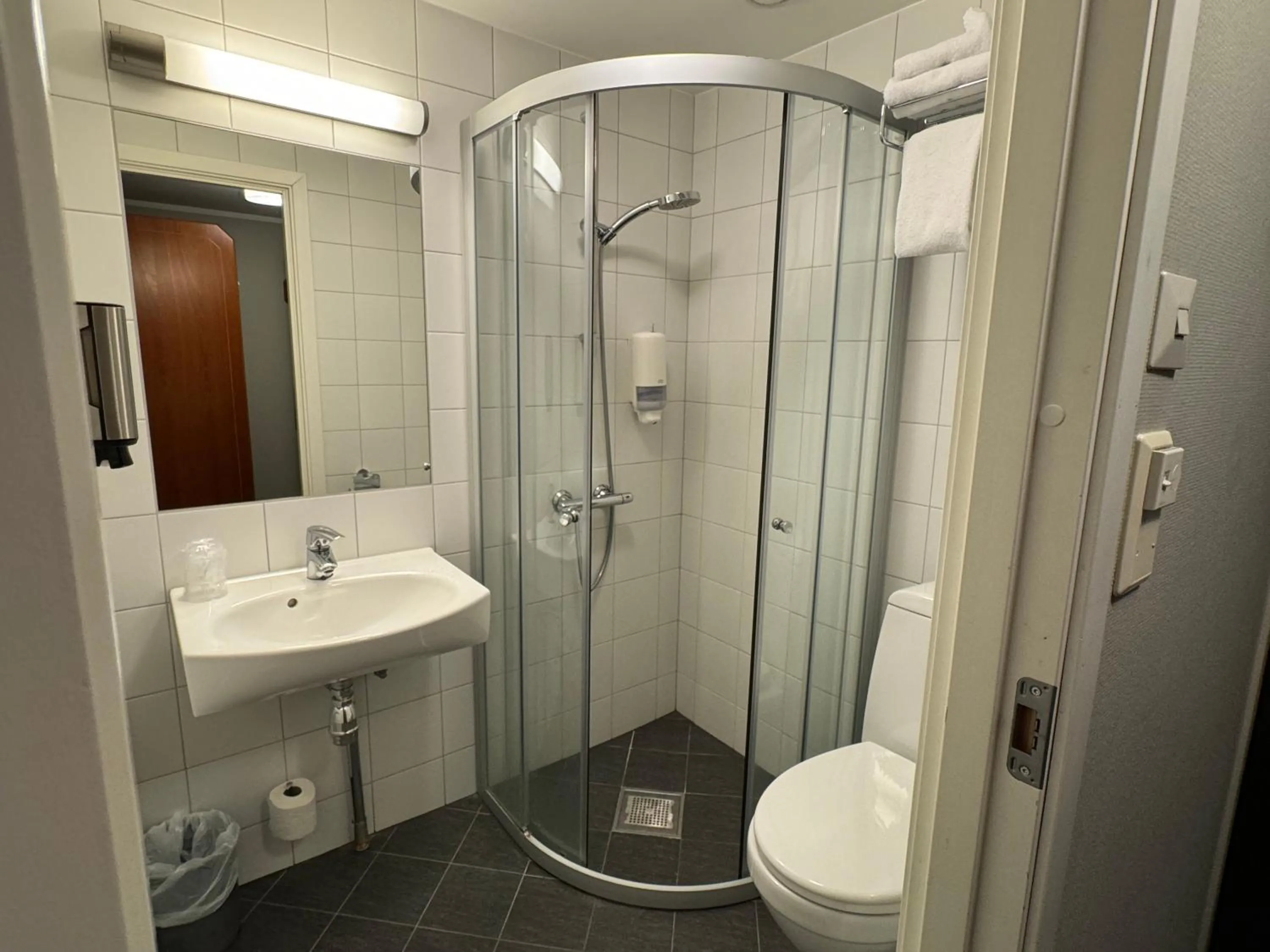 Shower in Notodden Hotel