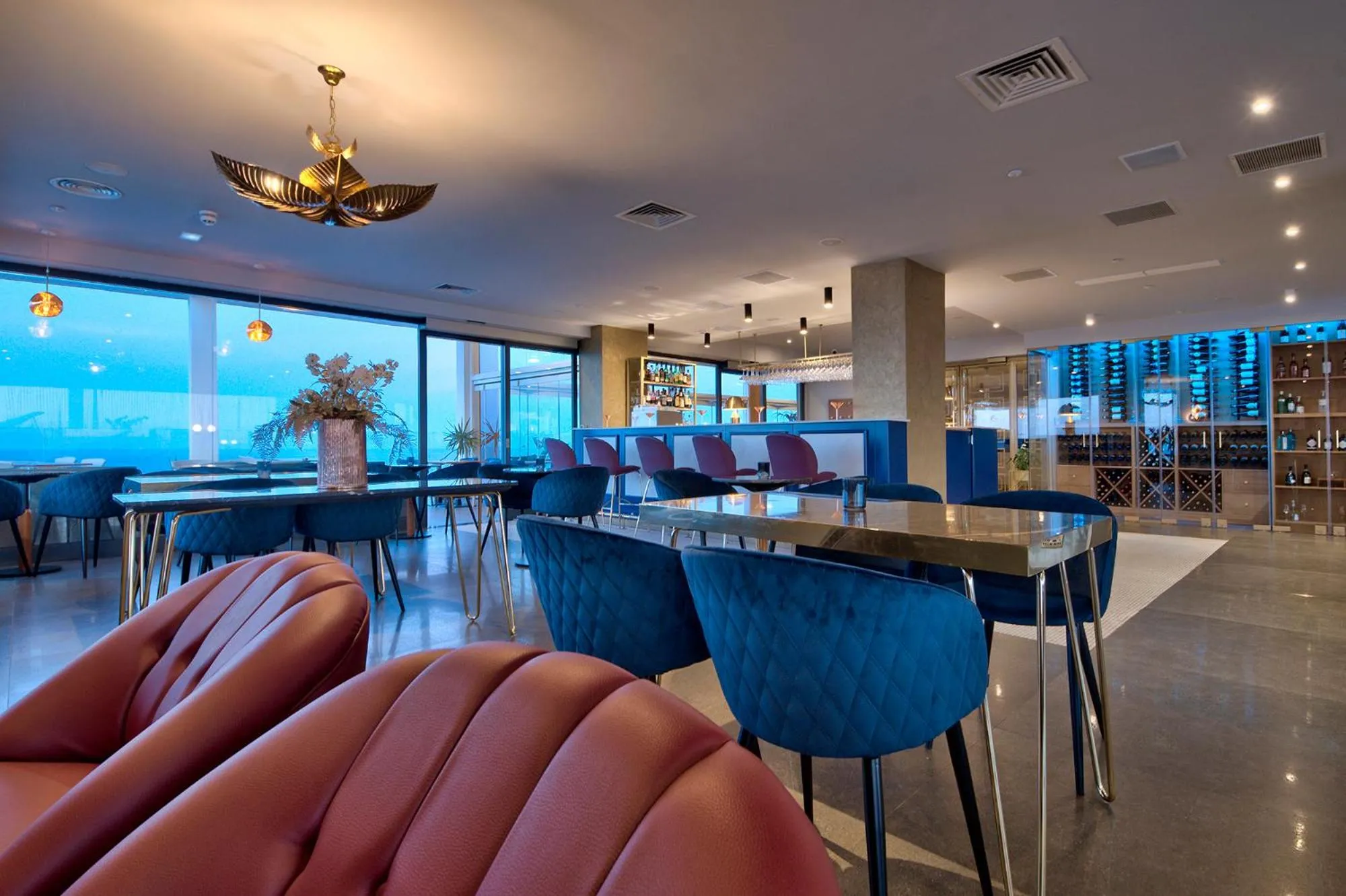 Restaurant/places to eat in The Preluna Hotel