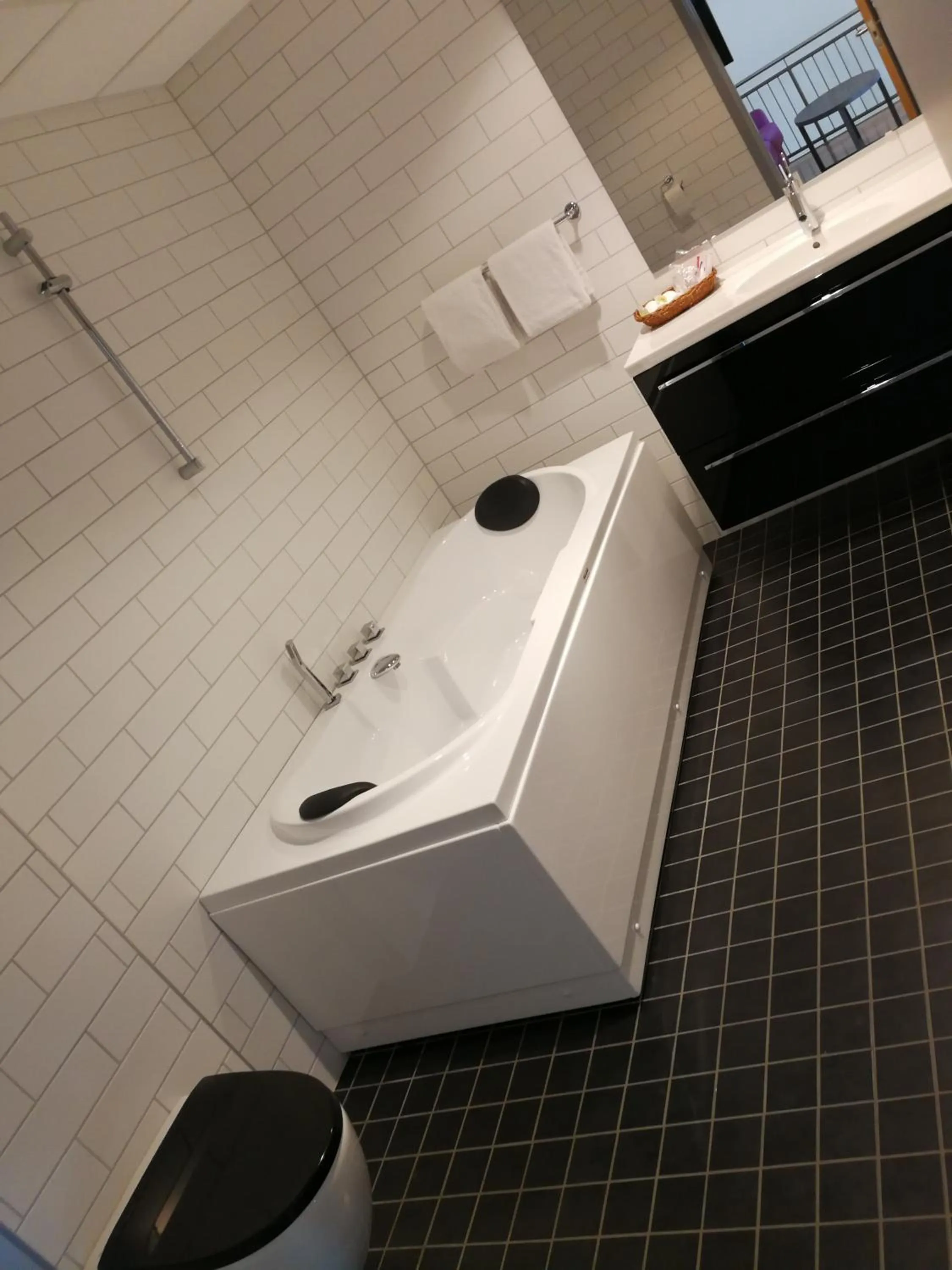 Bathroom in Dombås Hotel