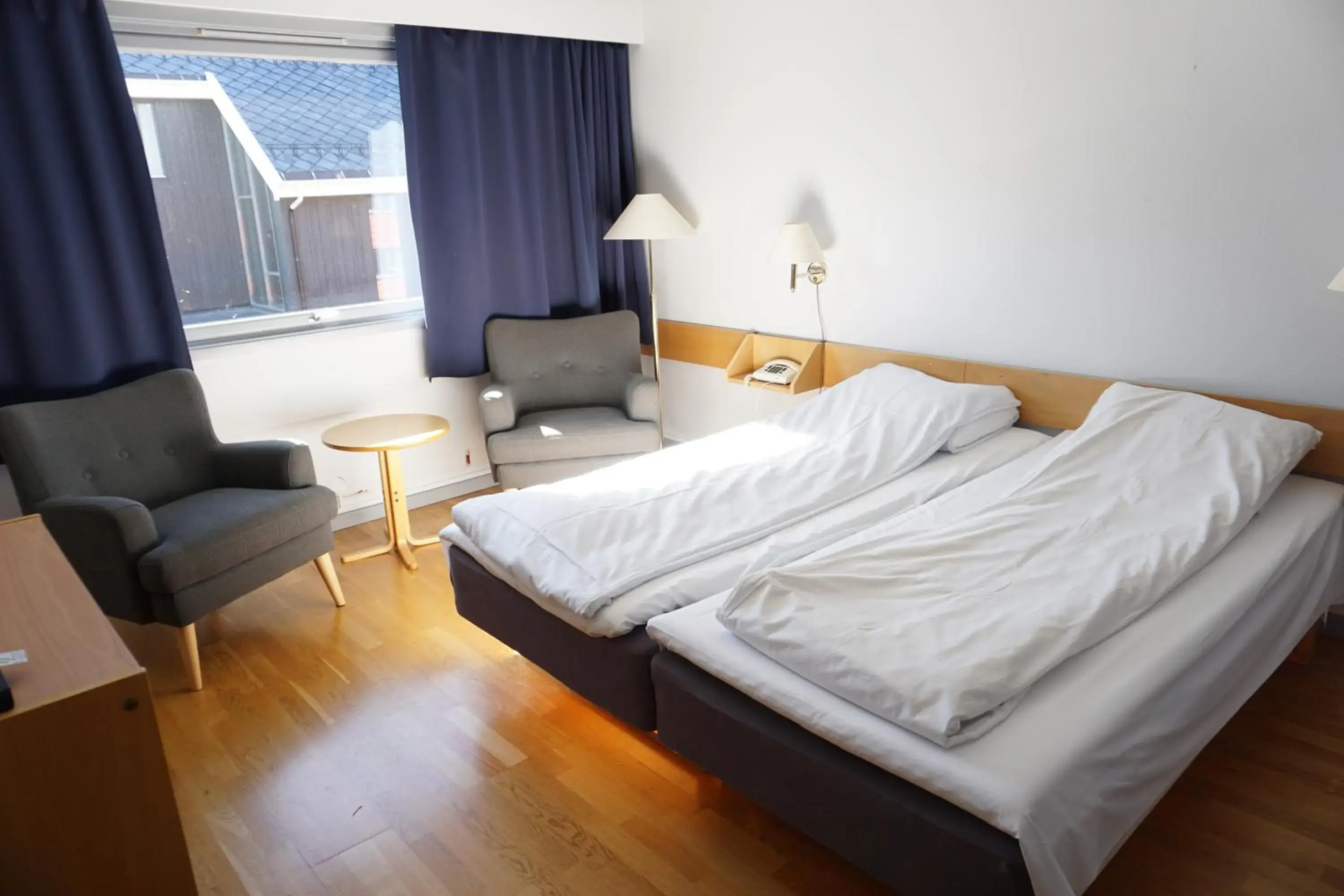 Standard Triple Room in Dombås Hotel Standard Triple Room in Dombås Hotel