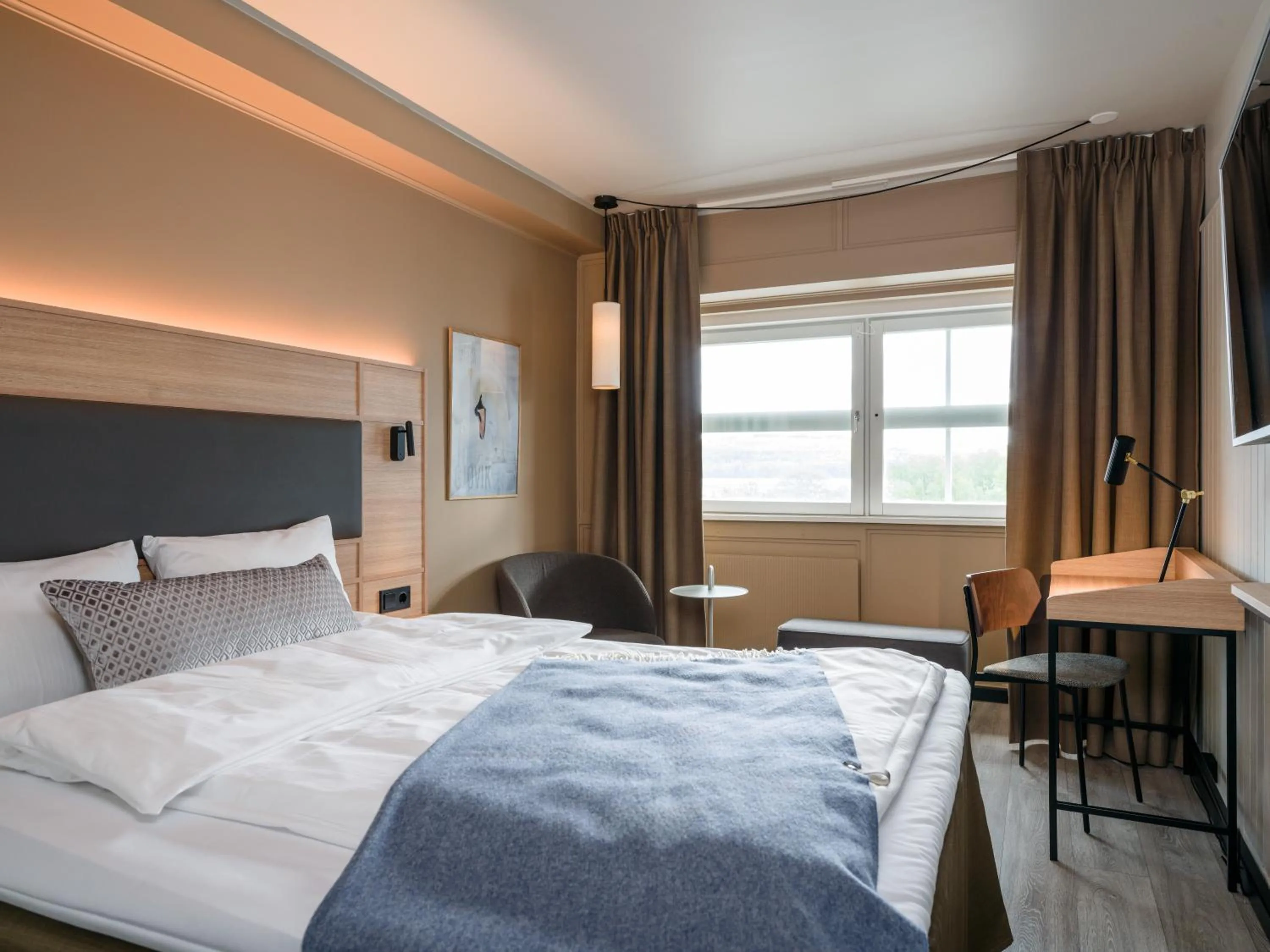 Bedroom, Bed in Quality Hotel Strand Gjøvik