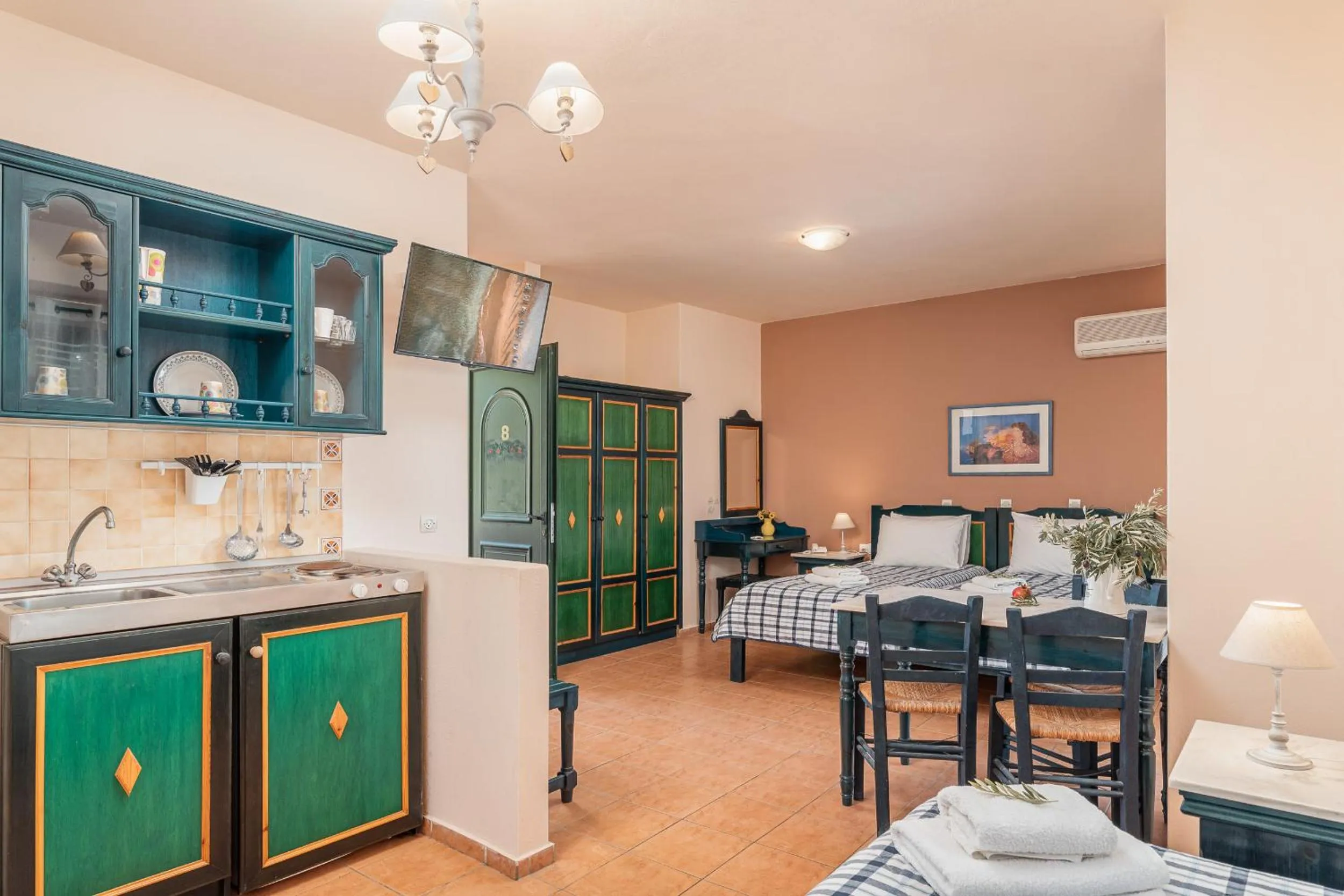 Kitchen or kitchenette in Hotel Ledra