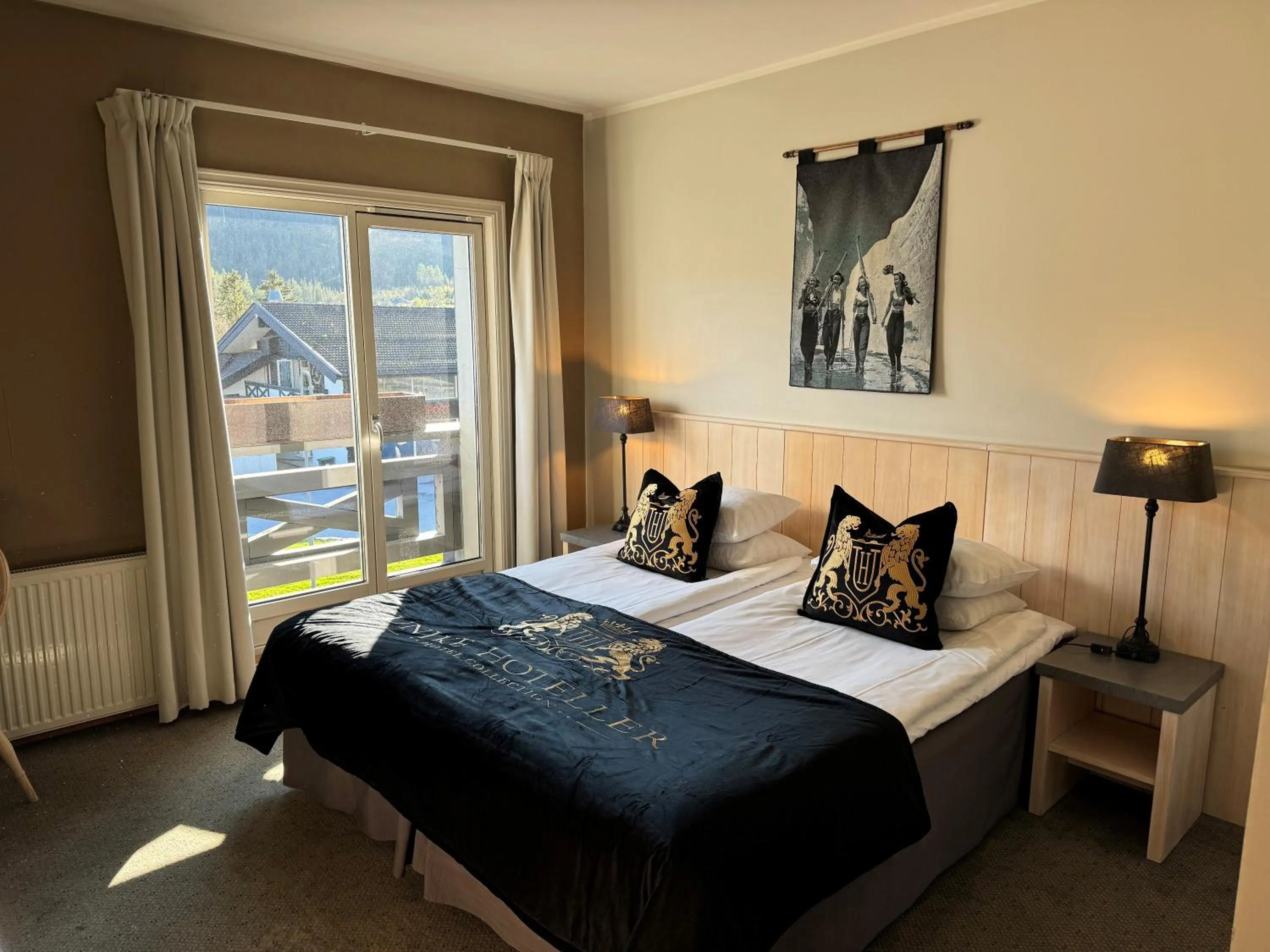 Photo of the whole room, Bed in Skogstad Hotel - Unike Hoteller