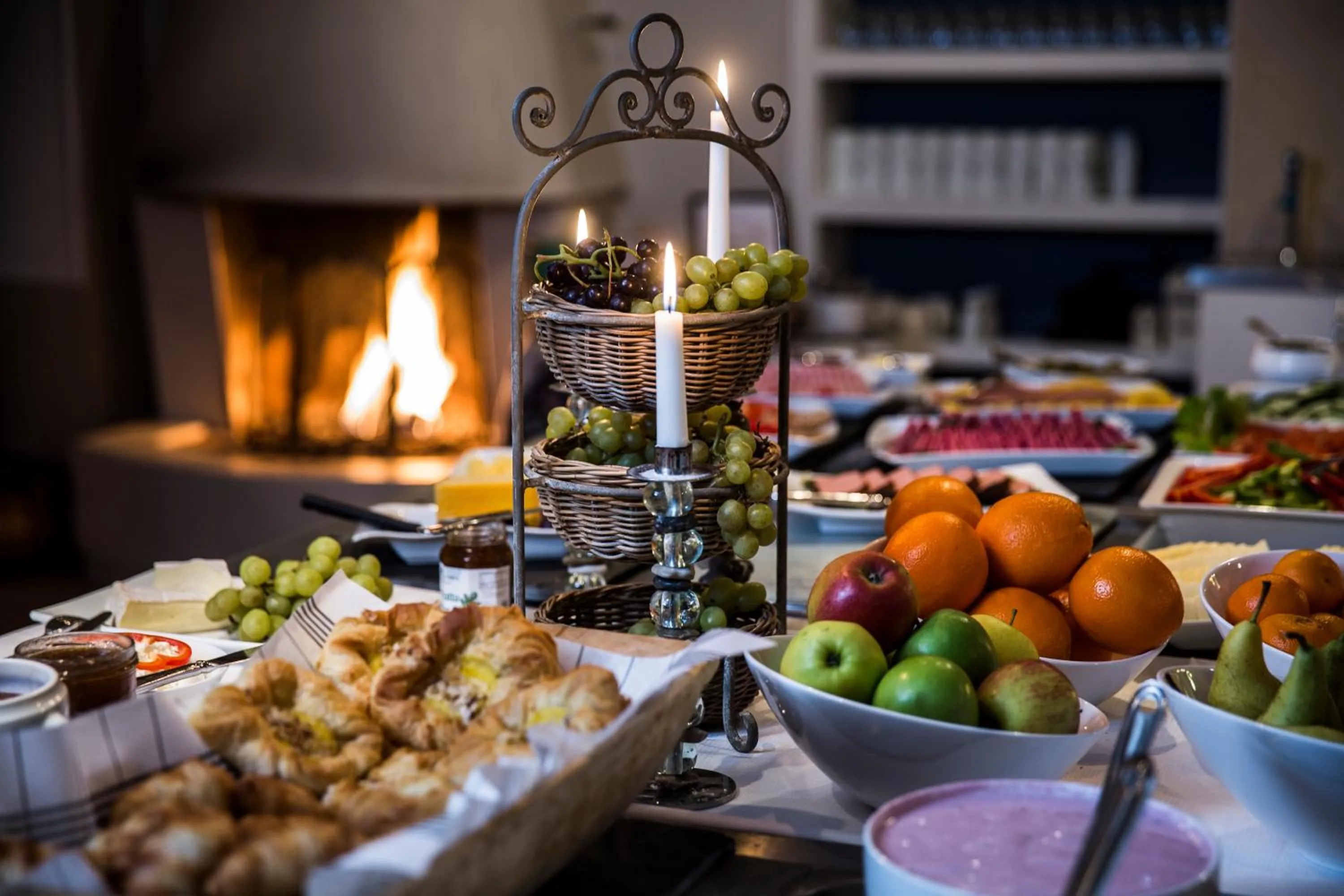 Buffet breakfast in Skogstad Hotel - Unike Hoteller