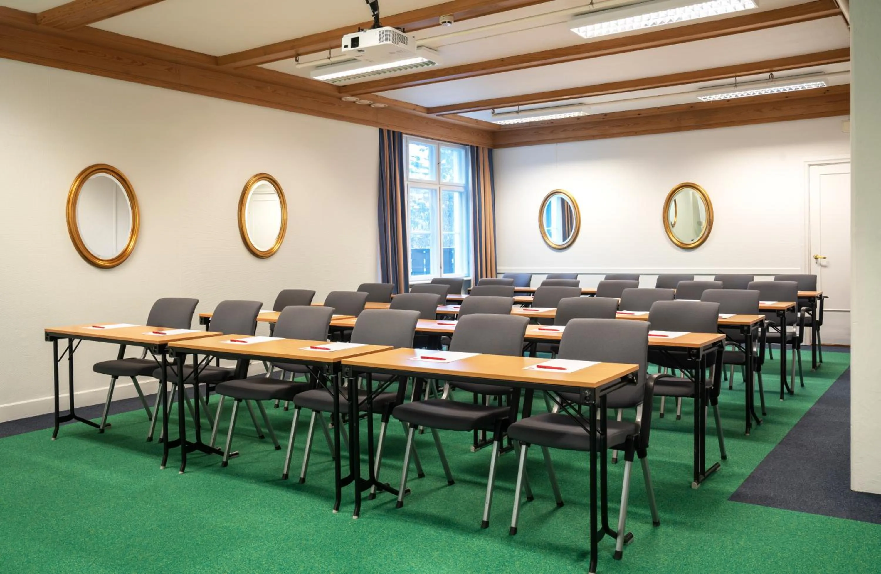 Meeting/conference room in Thon Hotel Skeikampen